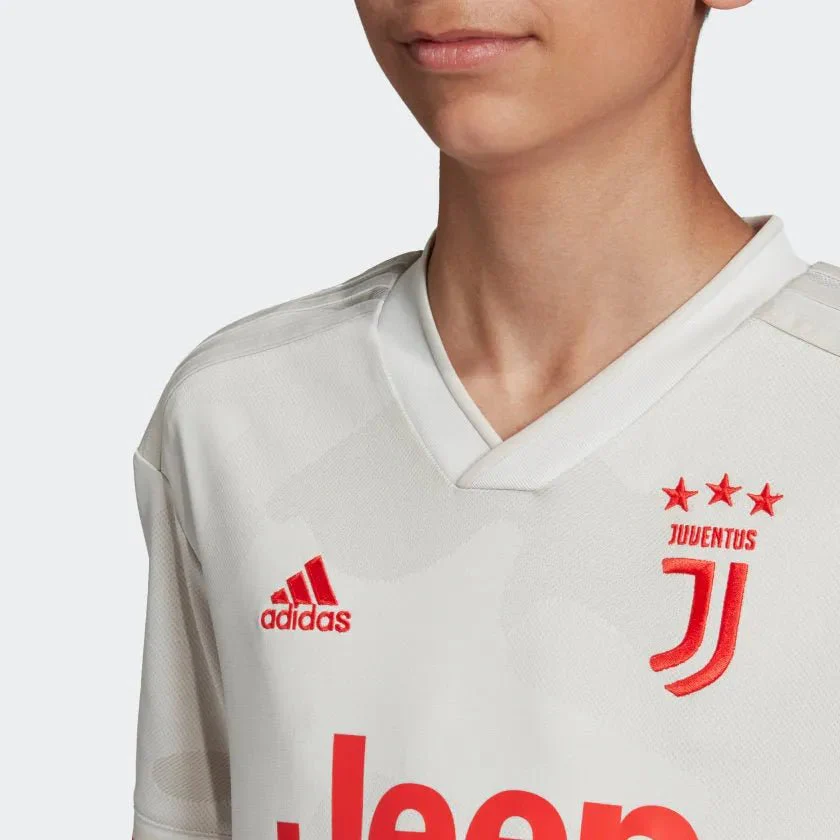 adidas 2019-20 Juventus Away YOUTH Jersey - Grey-Red - Image 3