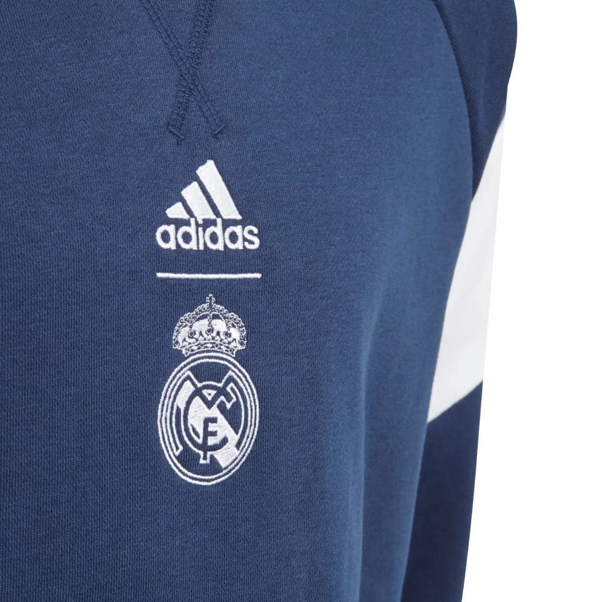 adidas 2019-20 Real Madrid YOUTH Crewneck Sweater - Navy - Image 3