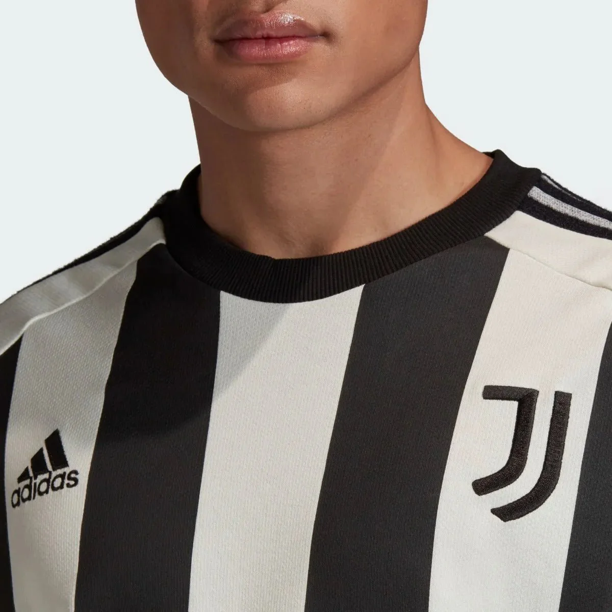 Adidas 2020-21 Juventus icons Long-Sleeve Tee - White-Black - Image 3