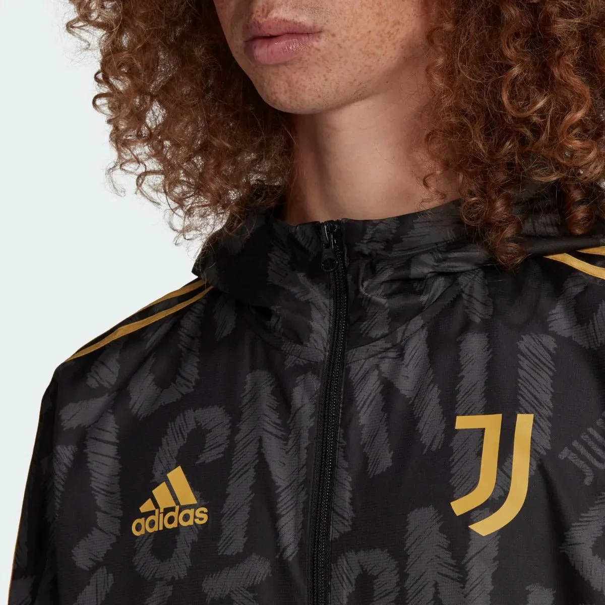 Adidas 2020-21 Juventus Windbreaker Jacket - Black-Gold - Image 3