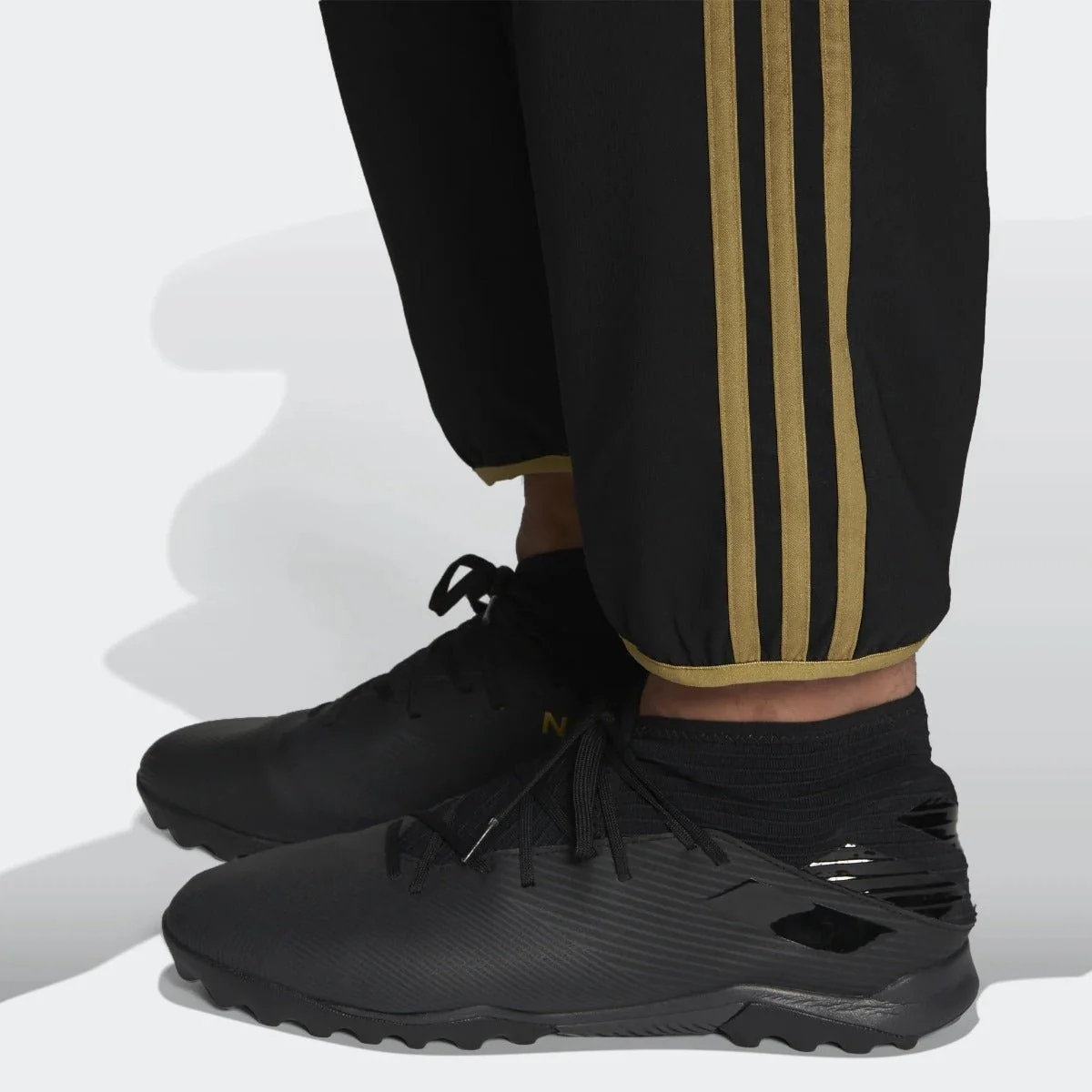 adidas 2021-22 Arsenal Teamgeist Woven Pants - Black - Image 6