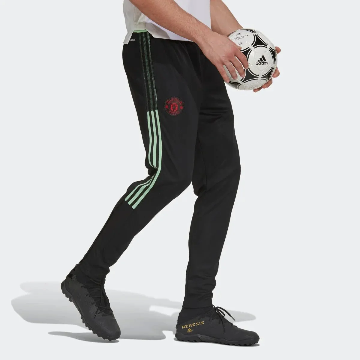 Adidas 2021 Manchester United Pants - Black - Image 3