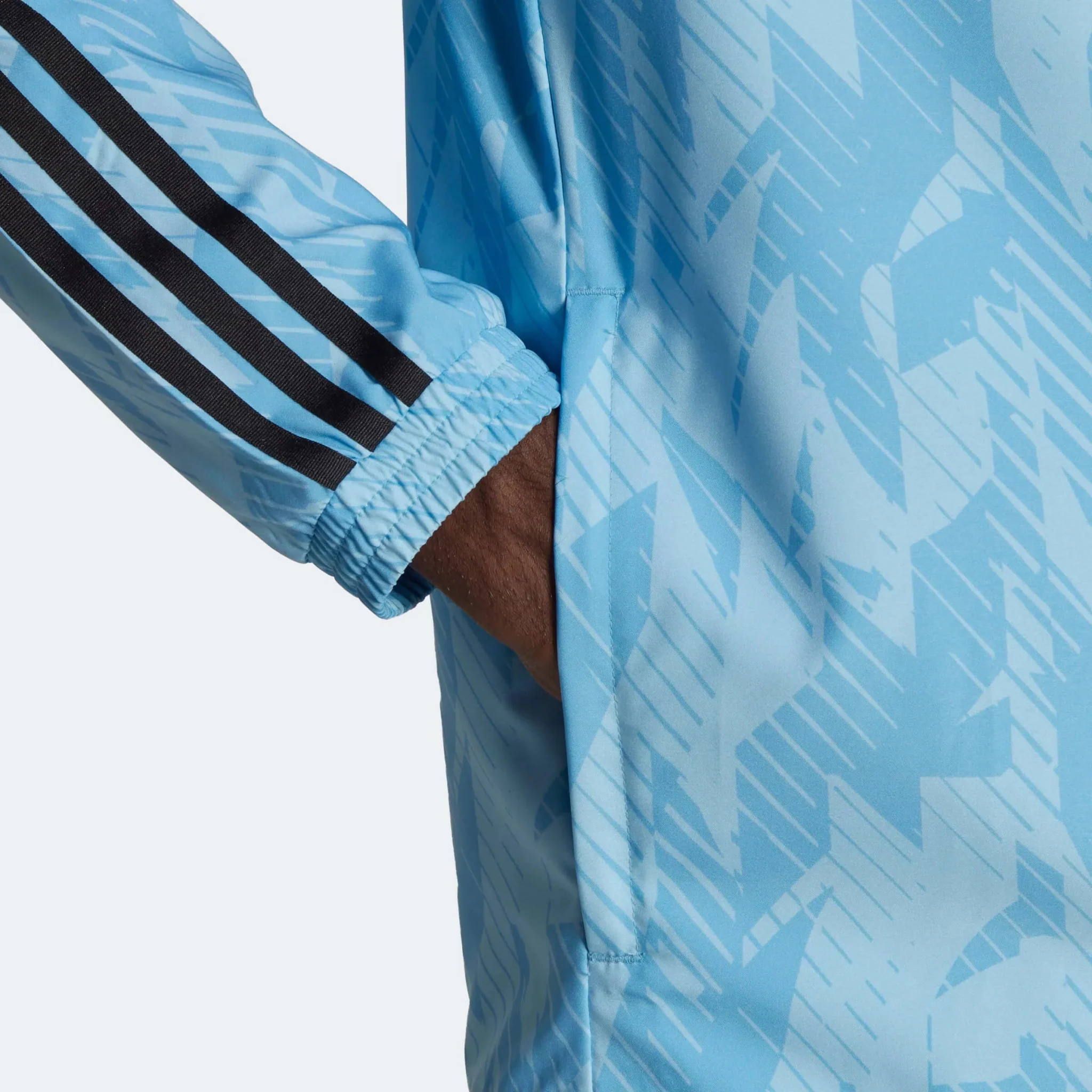 adidas 2022-23 Argentina DNA Windbreaker- Clear Blue-Light Blue - Image 5