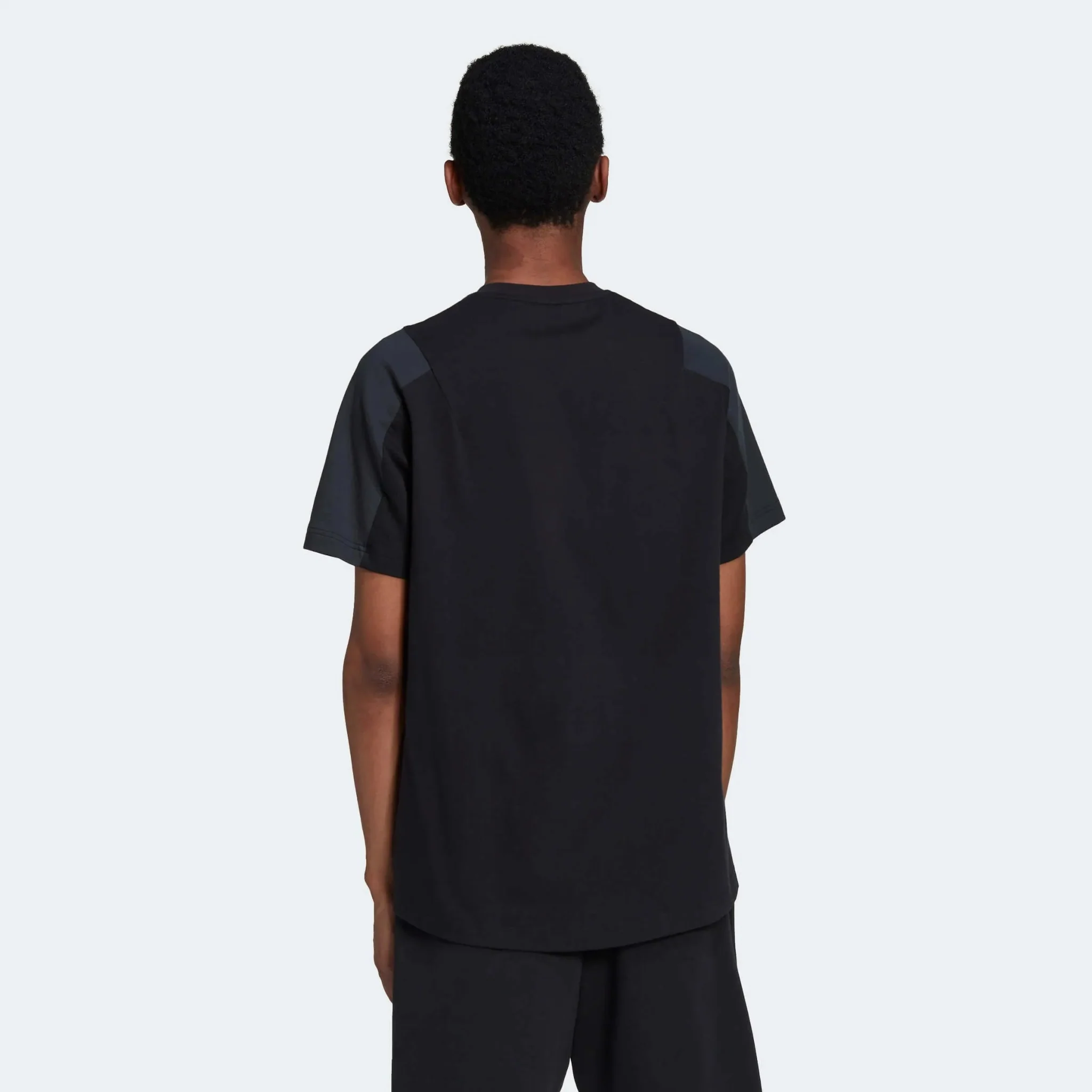 adidas 2022-23 Arsenal Travel Tee - Black - Image 3