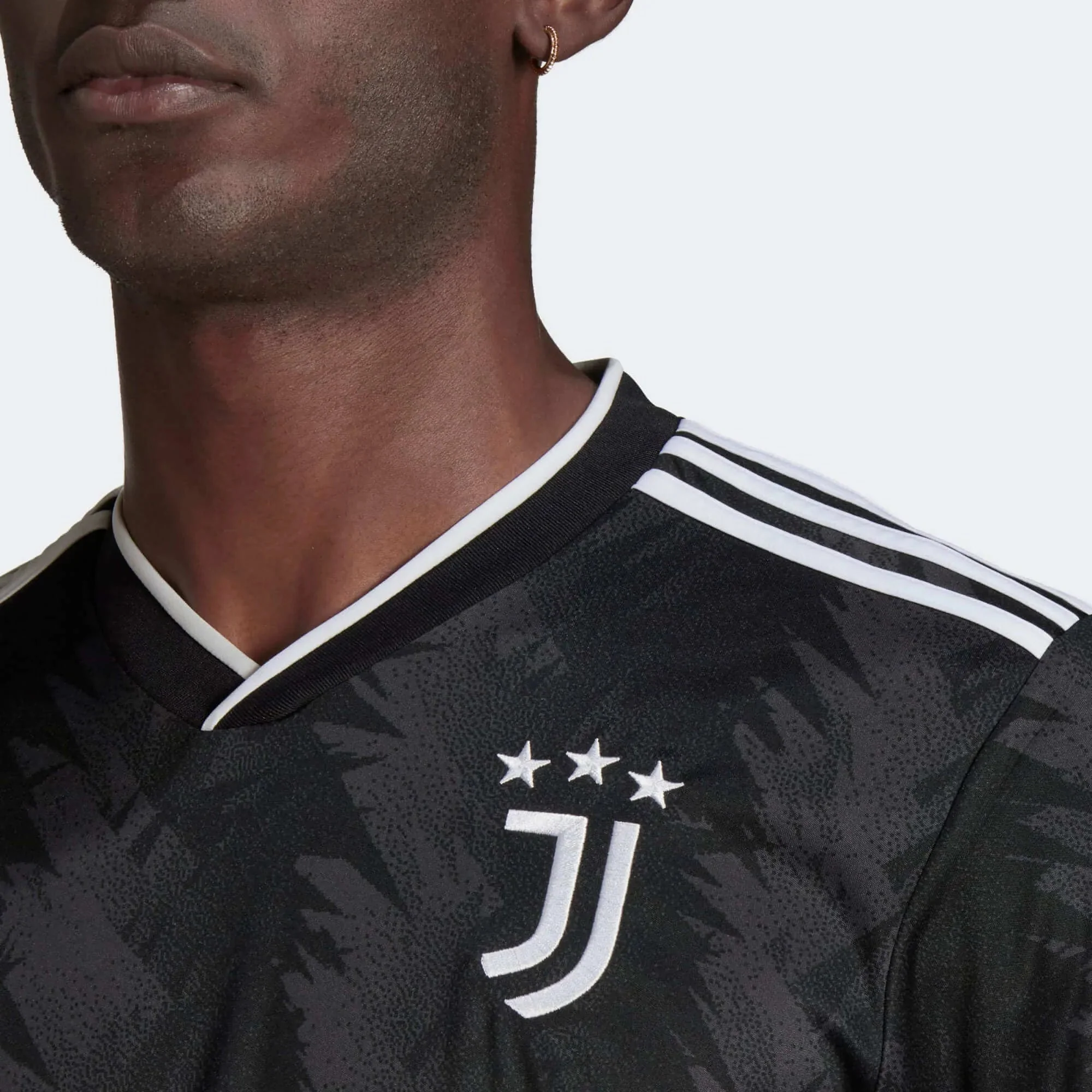 adidas 2022-23 Juventus Away Jersey - Black-White - Image 6