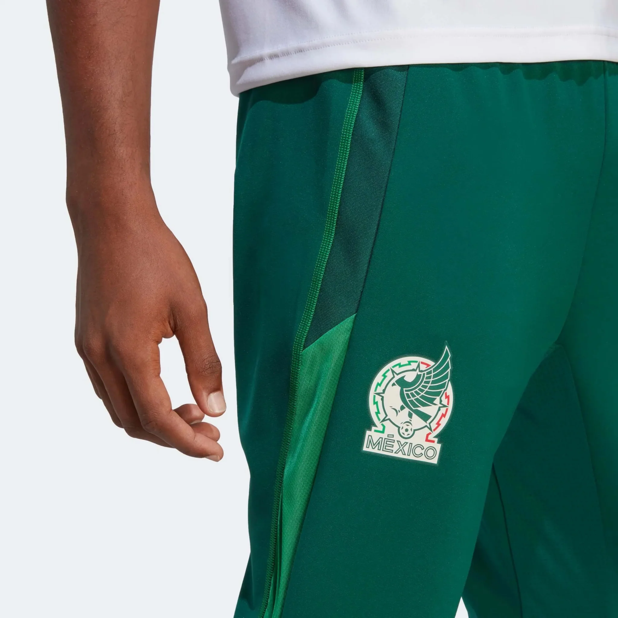 adidas 2022-23 Mexico Training Pant Green - Image 4