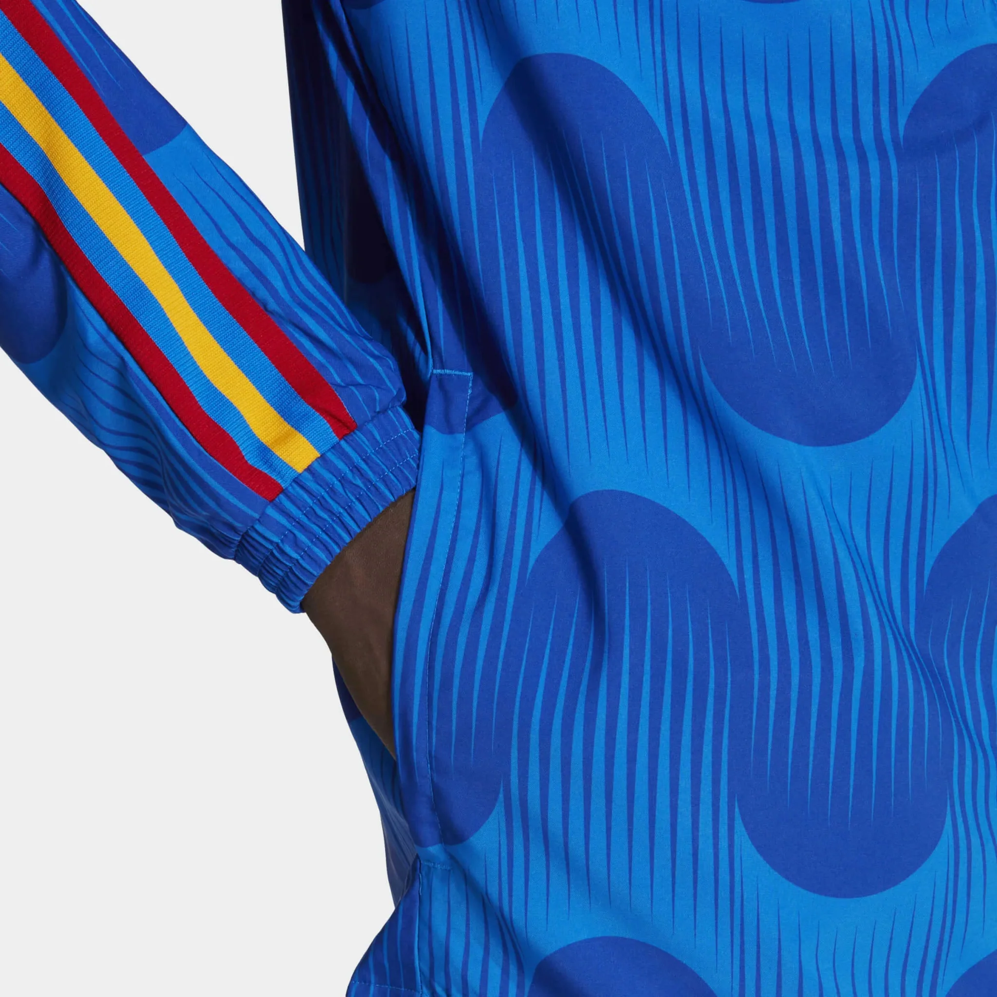 adidas 2022-23 Spain DNA Windbreaker - Blue - Image 5