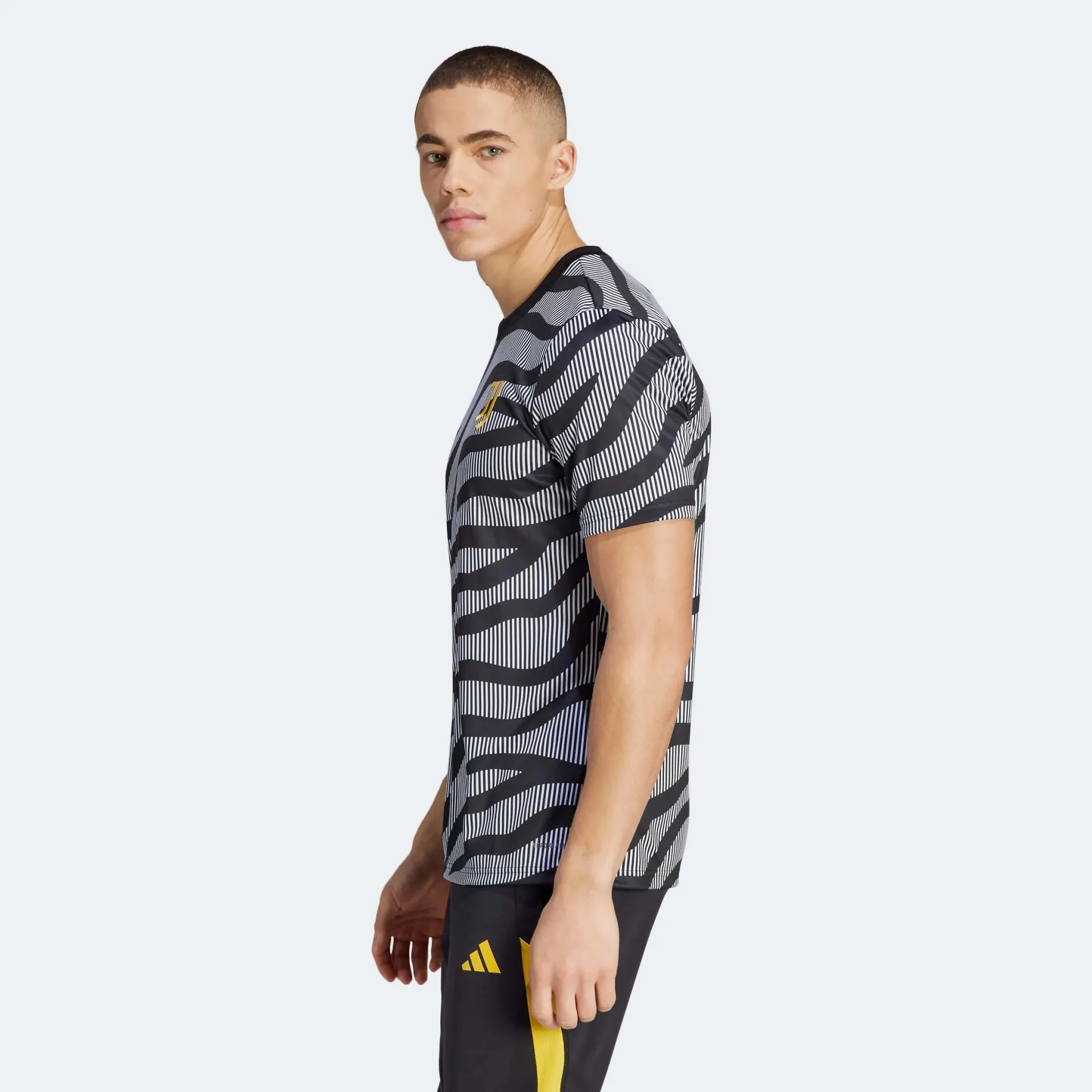 adidas 2023-24 Juventus Men's Pre-Match Jersey - Image 2