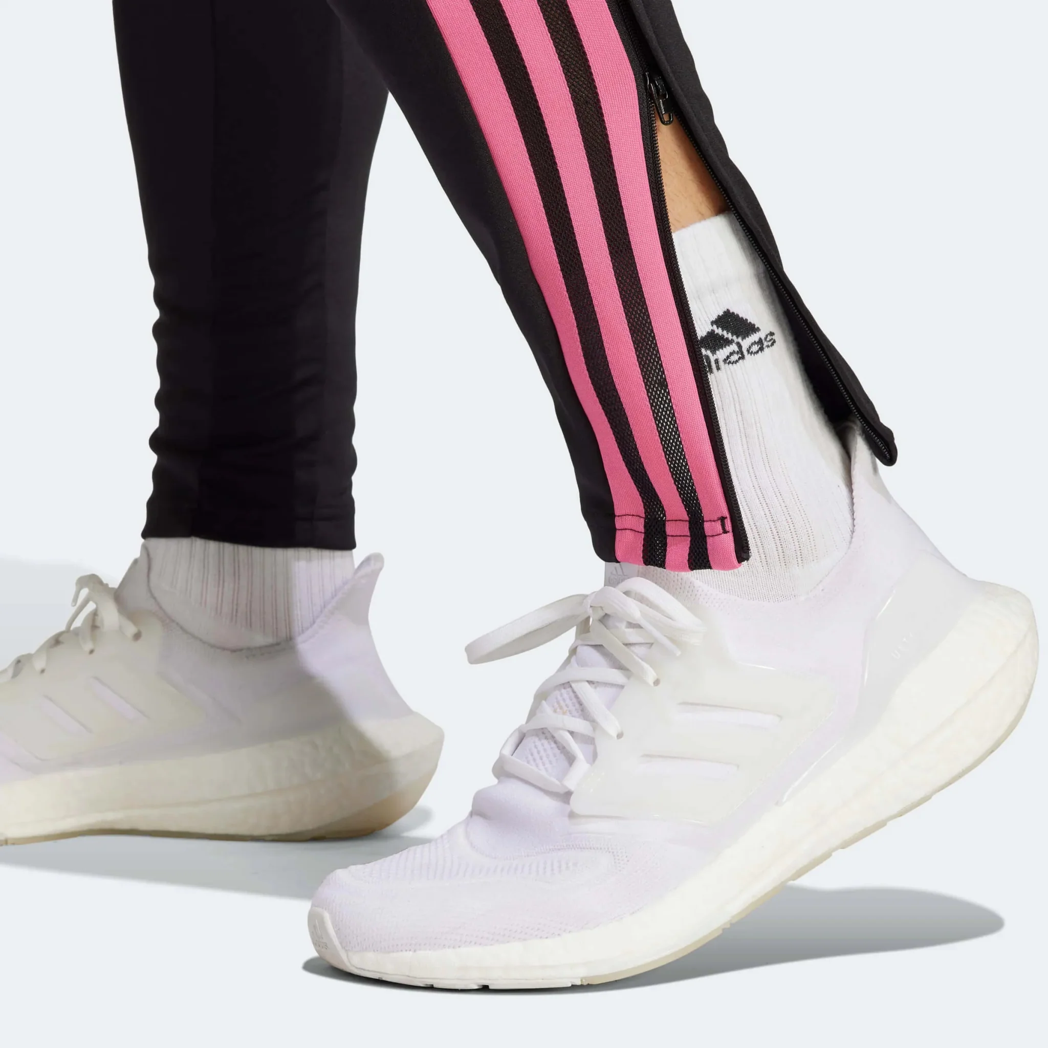 adidas 2023 Juventus Training Pants - Black-Green-Pink - Image 6