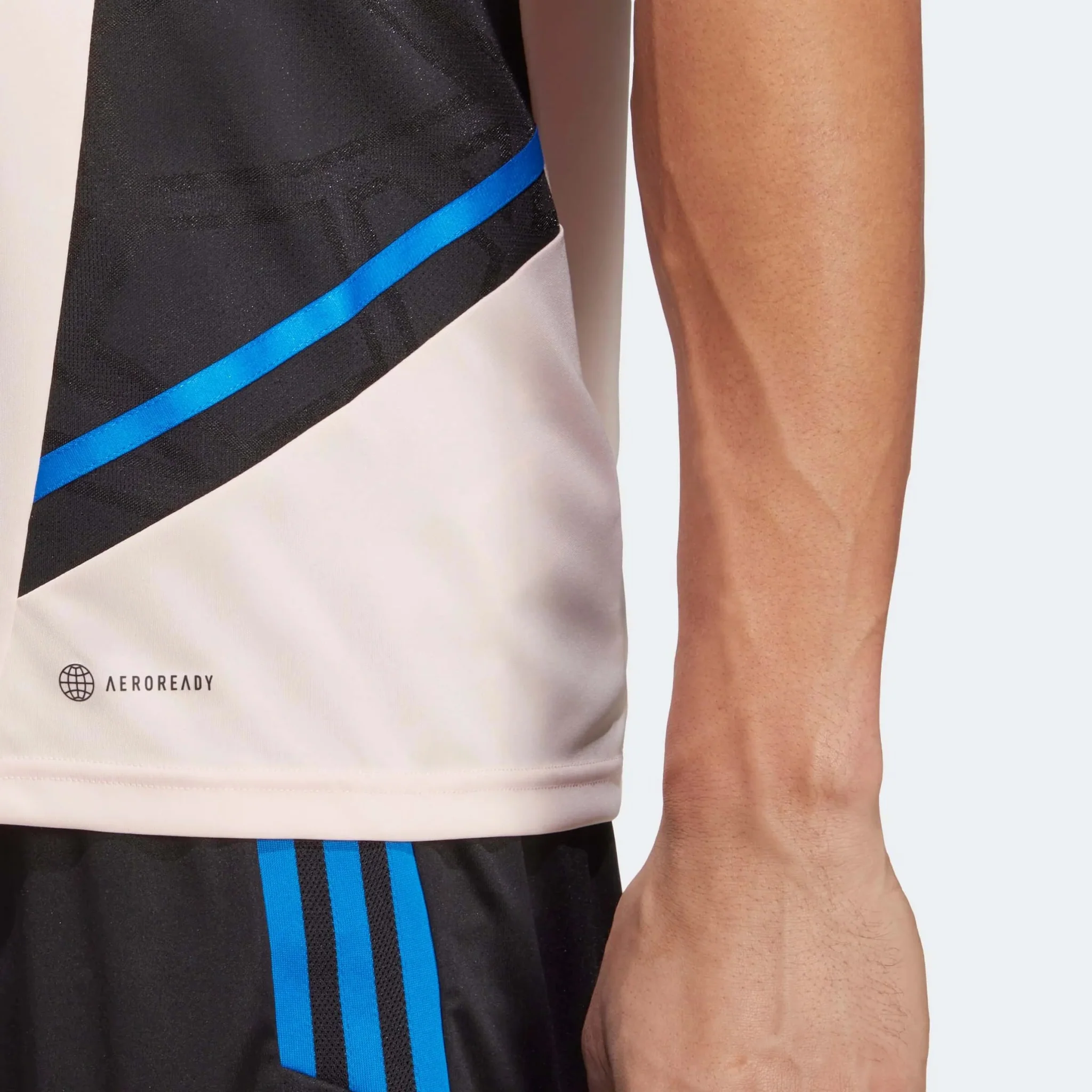 adidas 2023 Manchester United Training Jersey - Icey Pink - Image 7