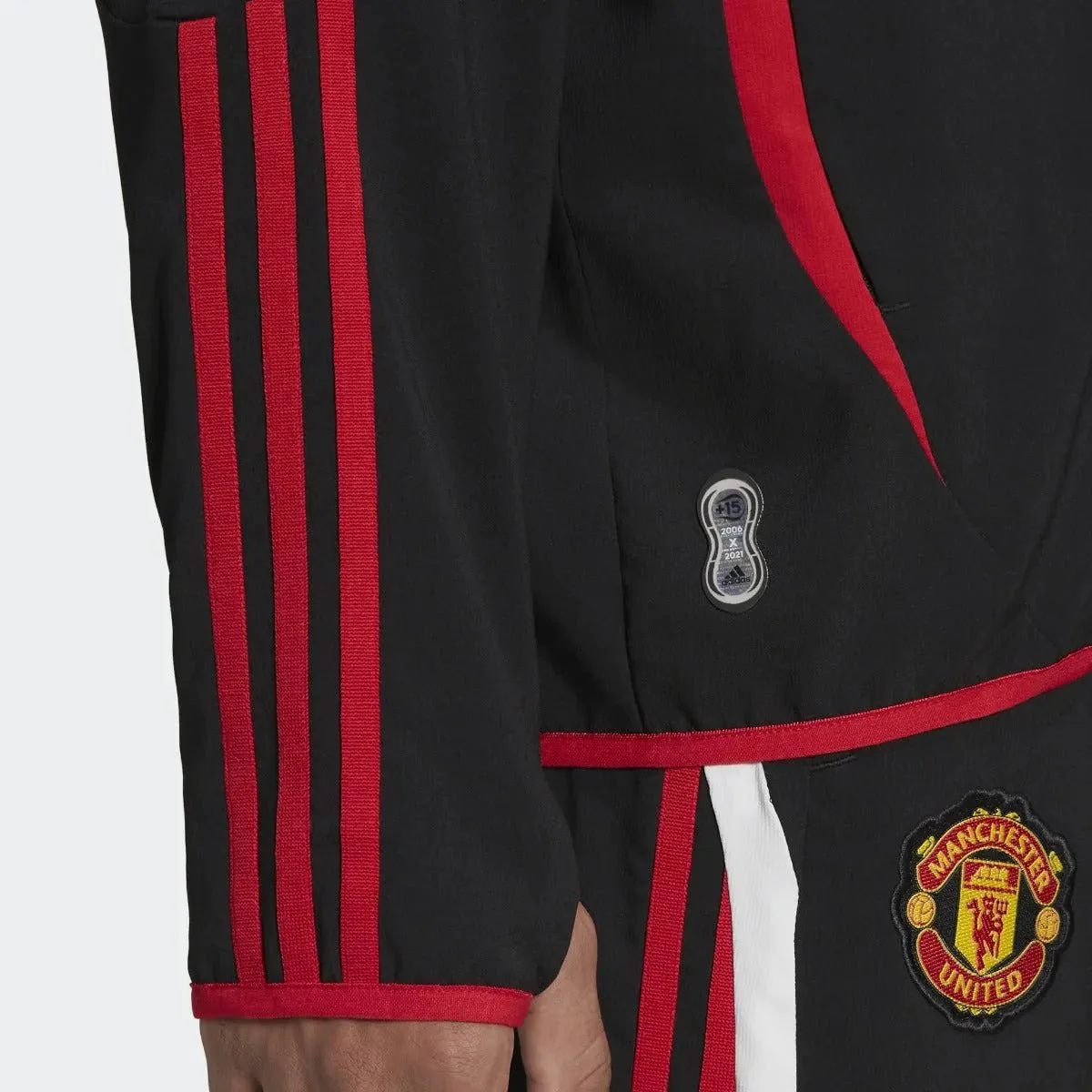 adidas 21-22 Manchester United Teamgeist Woven Jacket - Black - Image 6