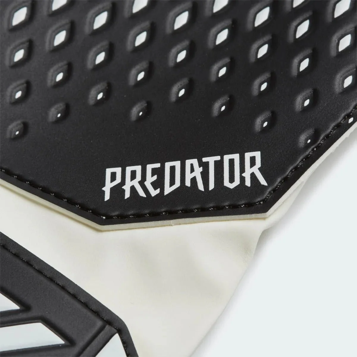 Adidas JR Predator 20 Training GK Gloves - Black-White - Image 2