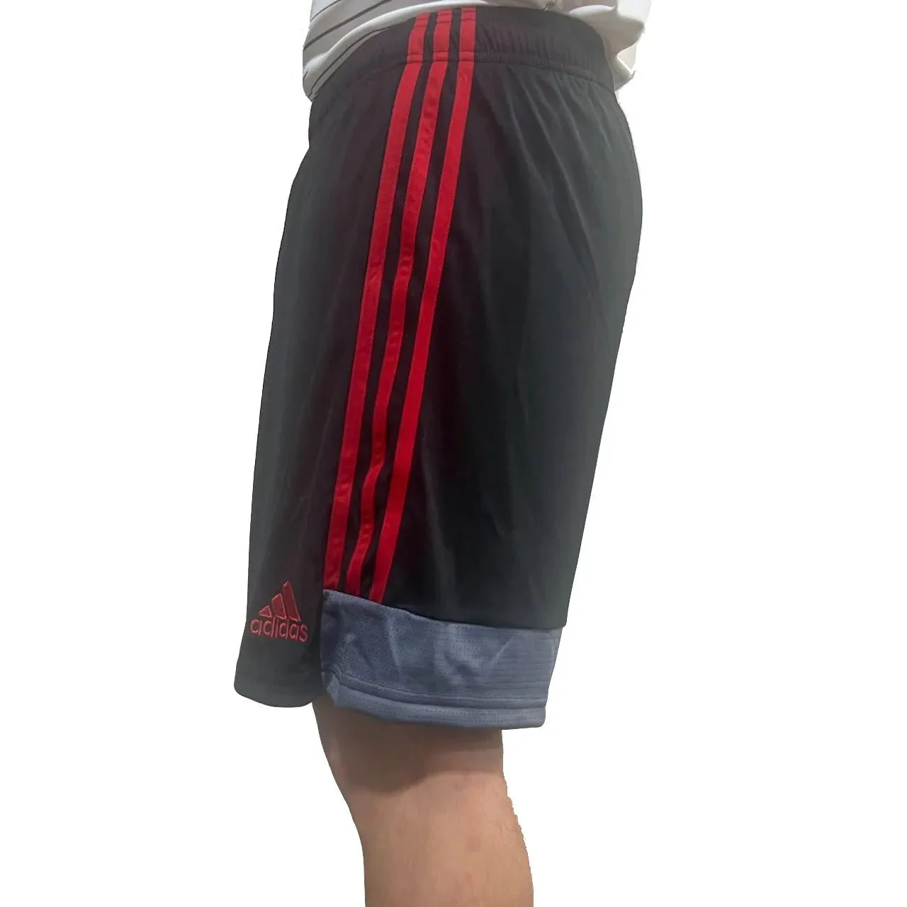 adidas Mi Tastigo 19 Short Black-Red-Grey - Image 2