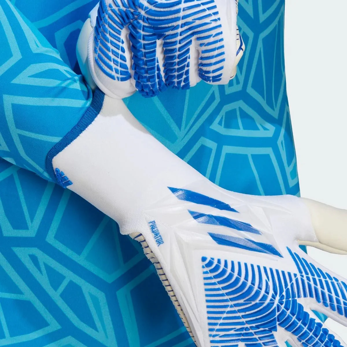 adidas Predator GL Pro Goalkeeper Gloves - White-Hi Res Blue - Image 3