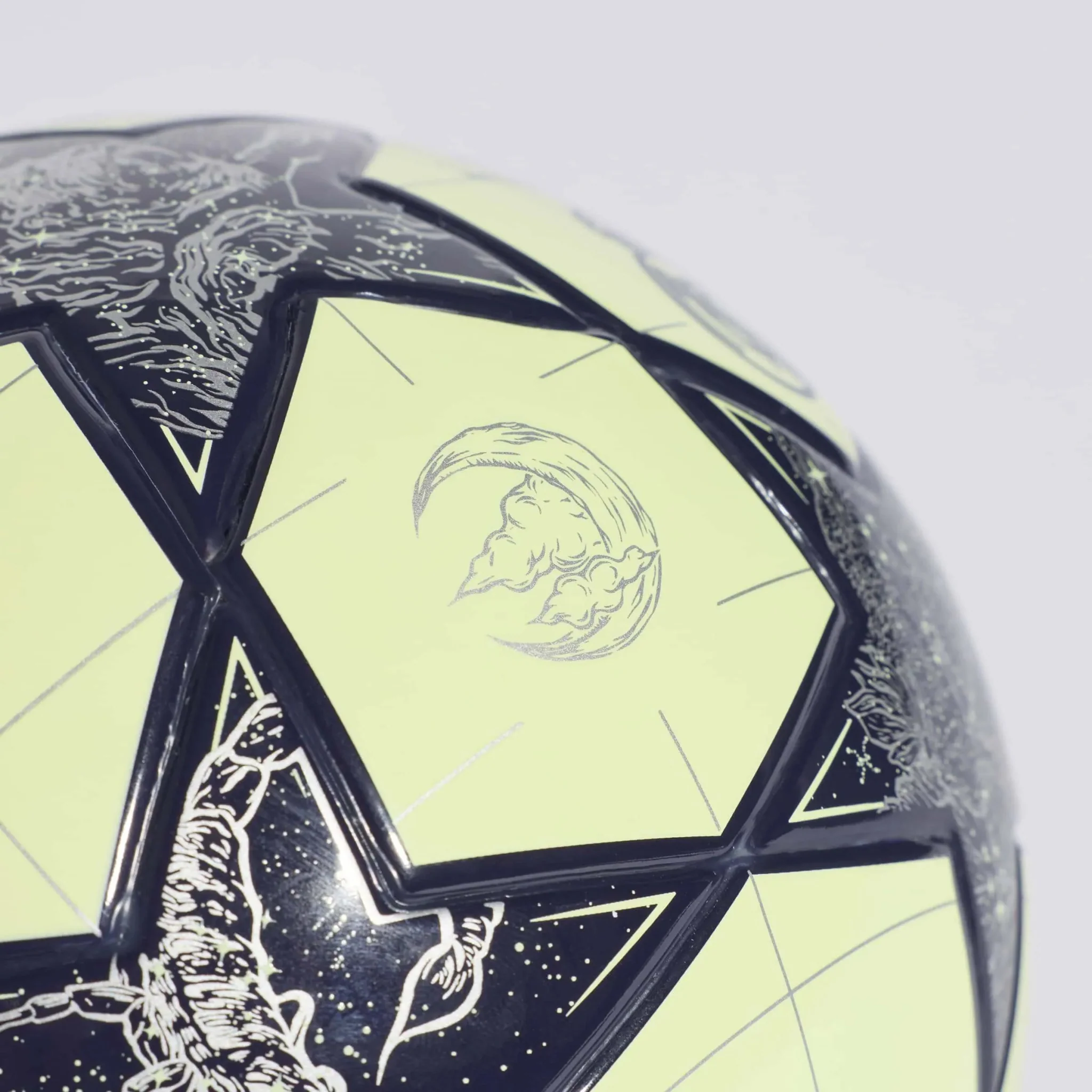 adidas Real Madrid Mini Soccer Ball - Image 3