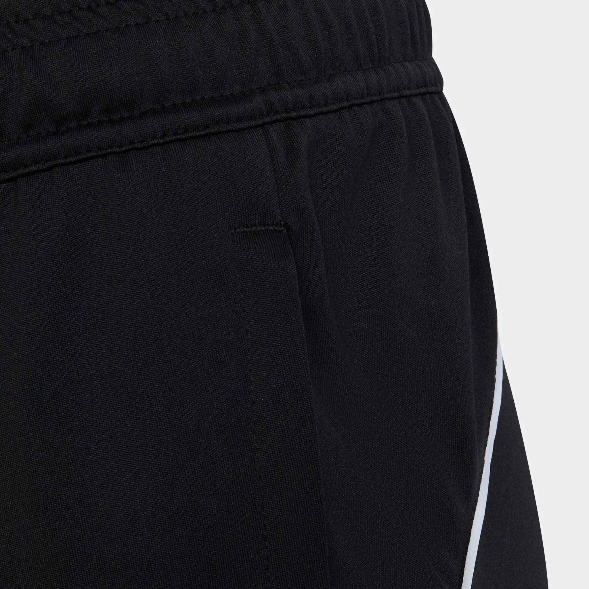 adidas Tiro 23 Youth League Three-Quarter Pants - Image 4