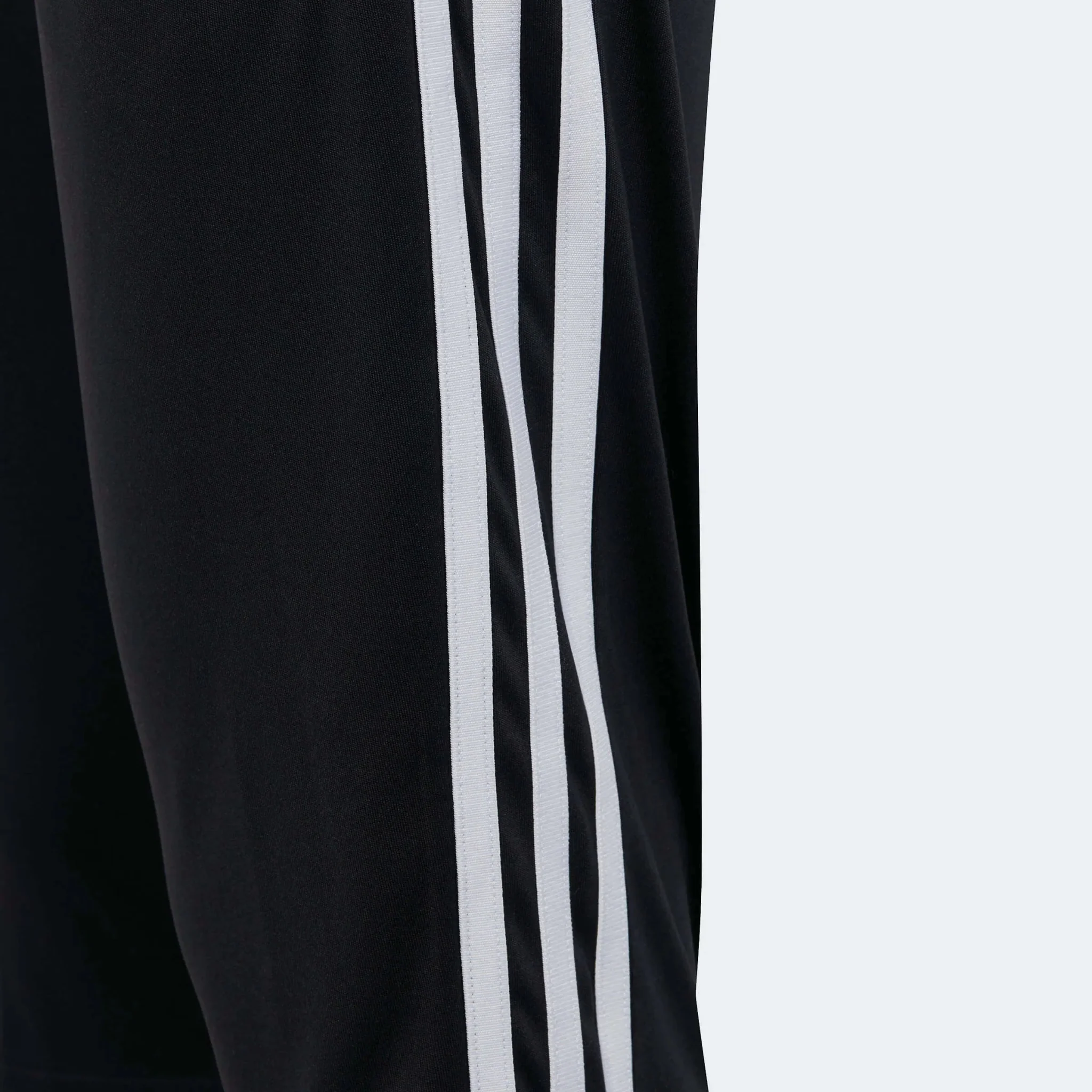 adidas Tiro 23 Youth League Three-Quarter Pants - Image 5
