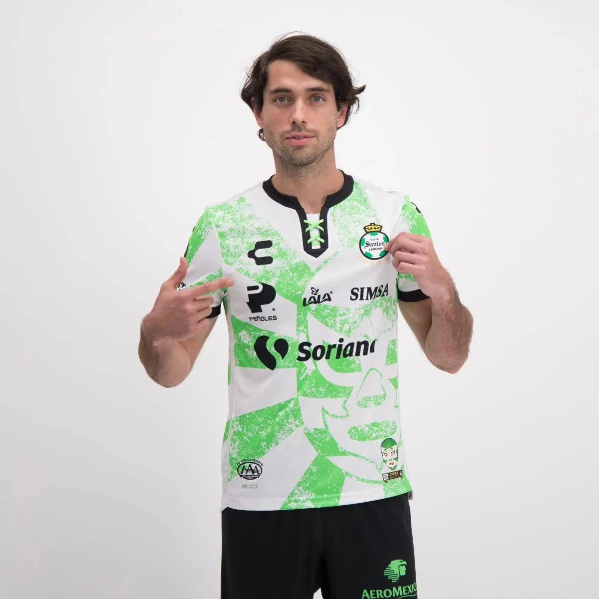Charly 2021-22 Santos Laguna Third Jersey - White-Green - Image 3