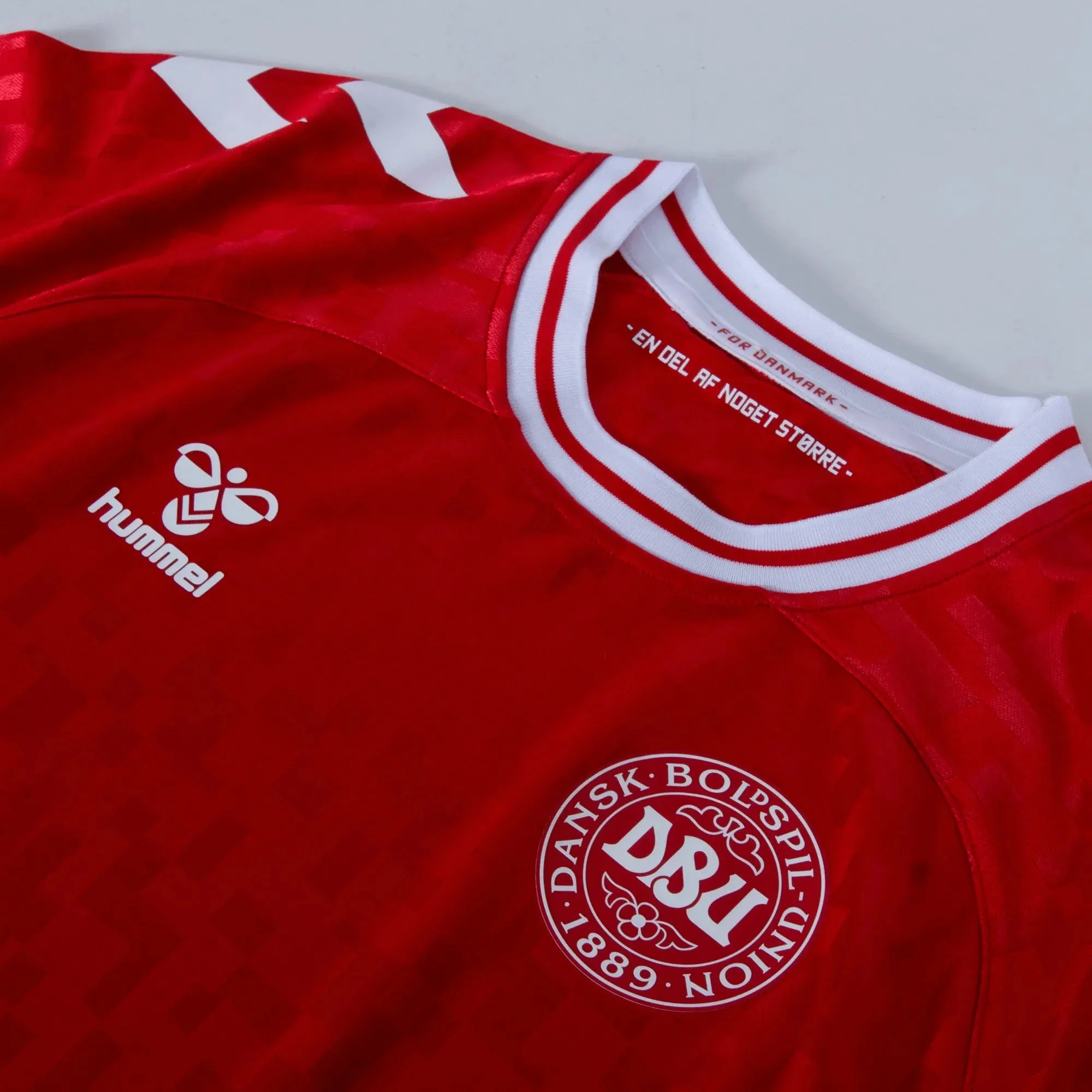 Hummel 2024-25 Denmark Men's Stadium Home Jersey - Image 3