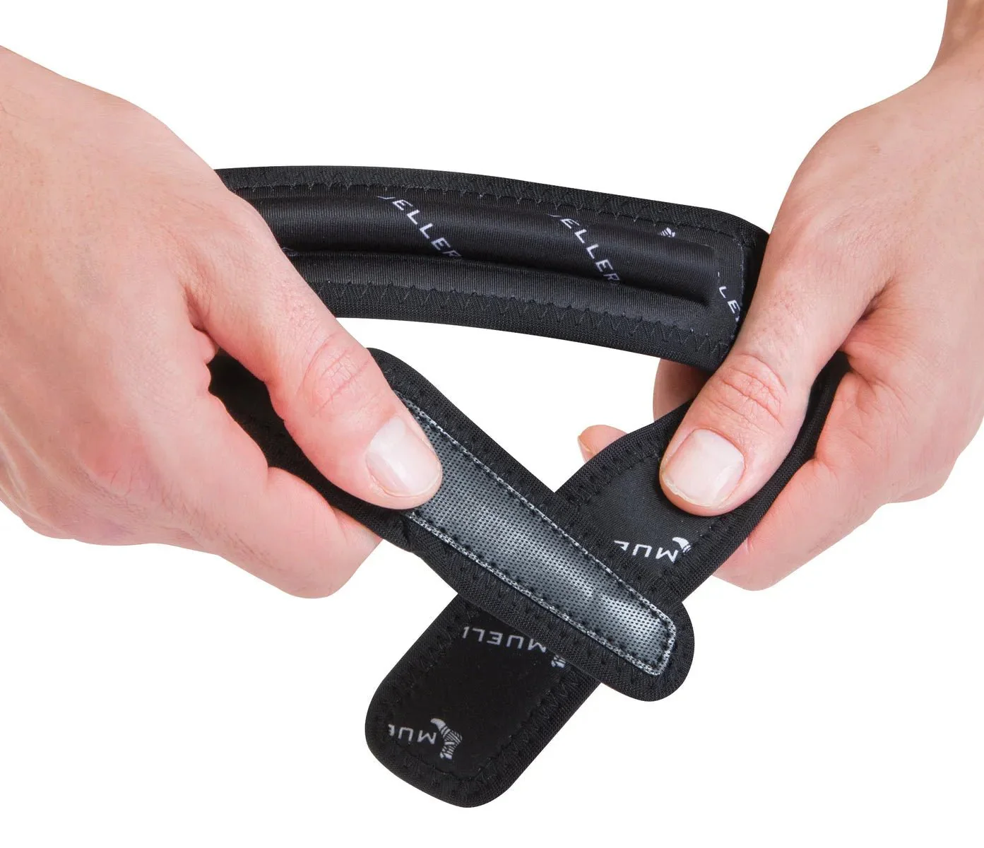 Mueller Sport Care Jumper's Knee Strap OSFm - Black - Image 2