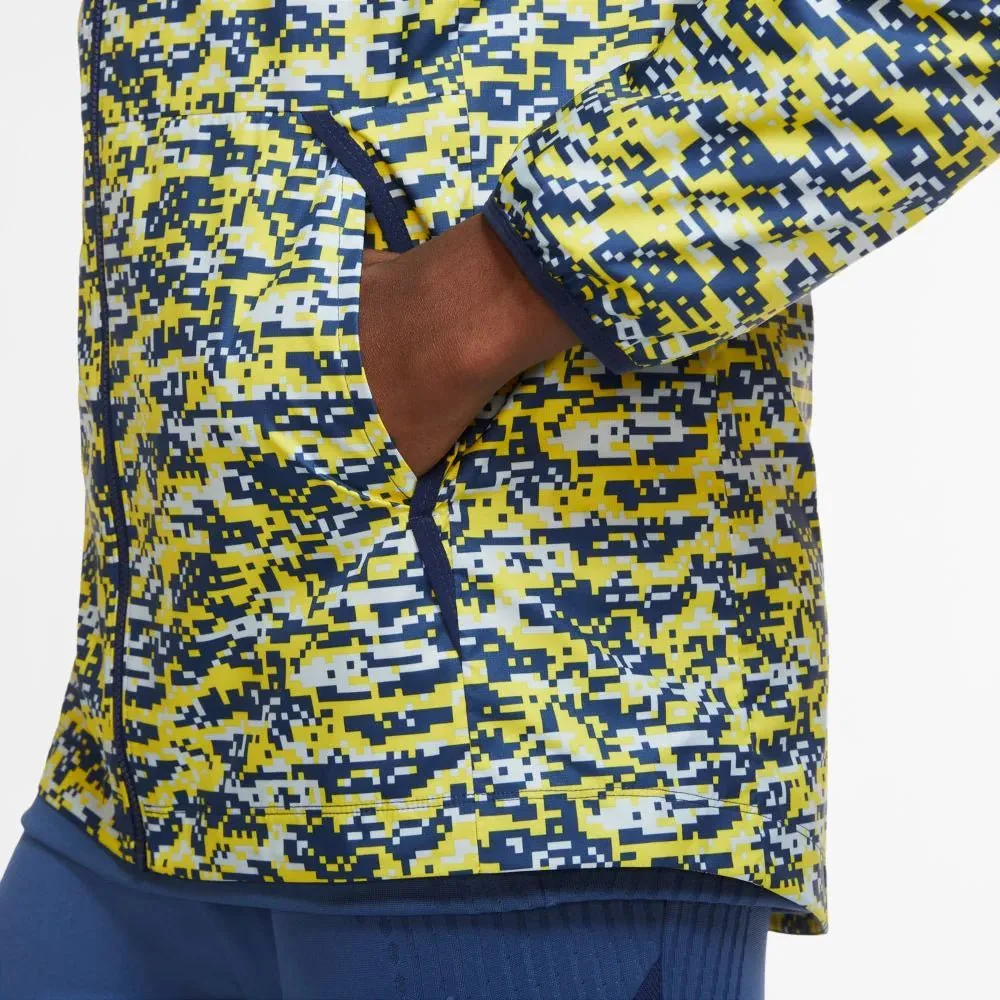 Nike 2020-21 Tottenham AWF Lite Jacket - Yellow-Blue-Platinum - Image 4