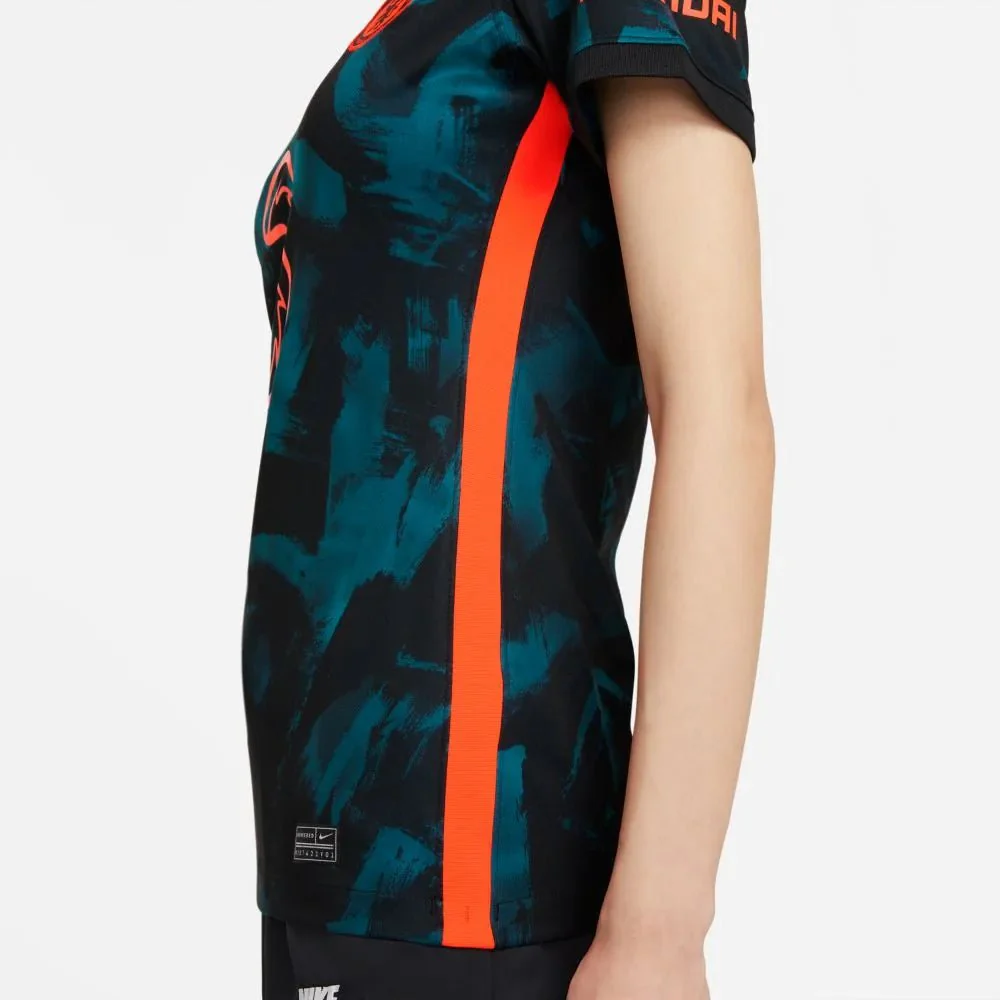 Nike 2021-22 Chelsea Women Third Jersey - Blustery-Hyper Crimson - Image 7