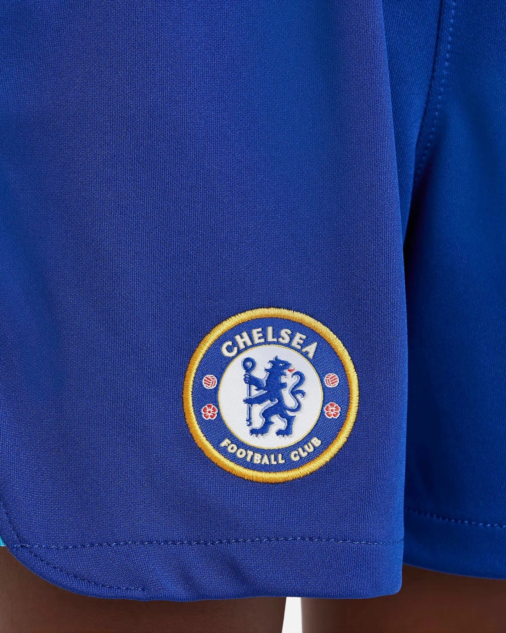 Nike 2022-23 Chelsea Kids' Home Mini Kit - Blue-White - Image 4