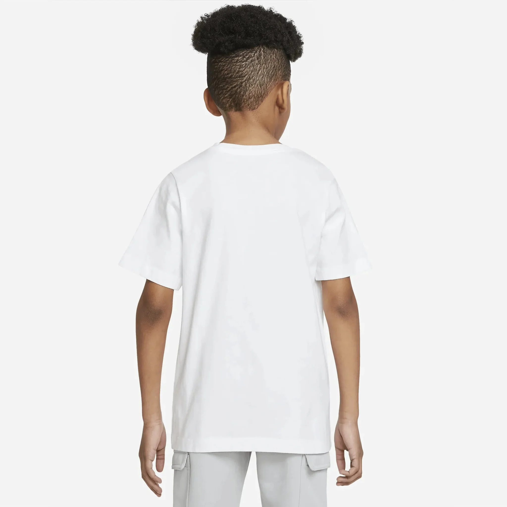Nike 2022-23 Liverpool Youth Crest Tee - White - Image 2