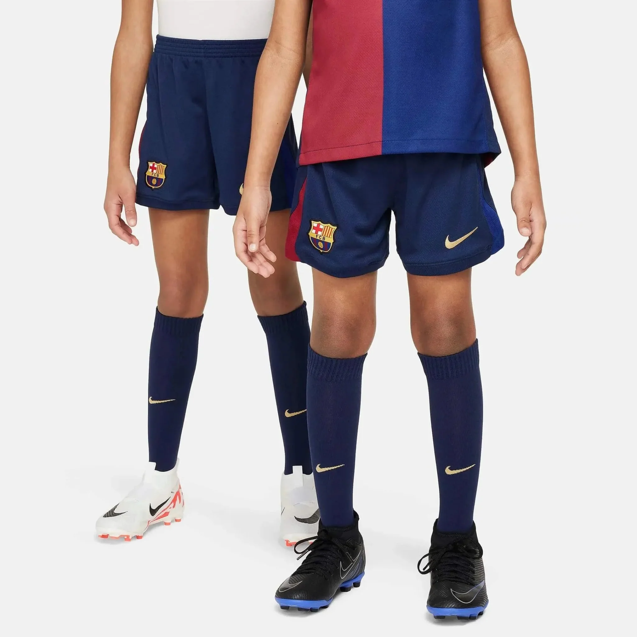 Nike 2024-25 Barcelona Little Kids' Stadium Home Kit - Image 2