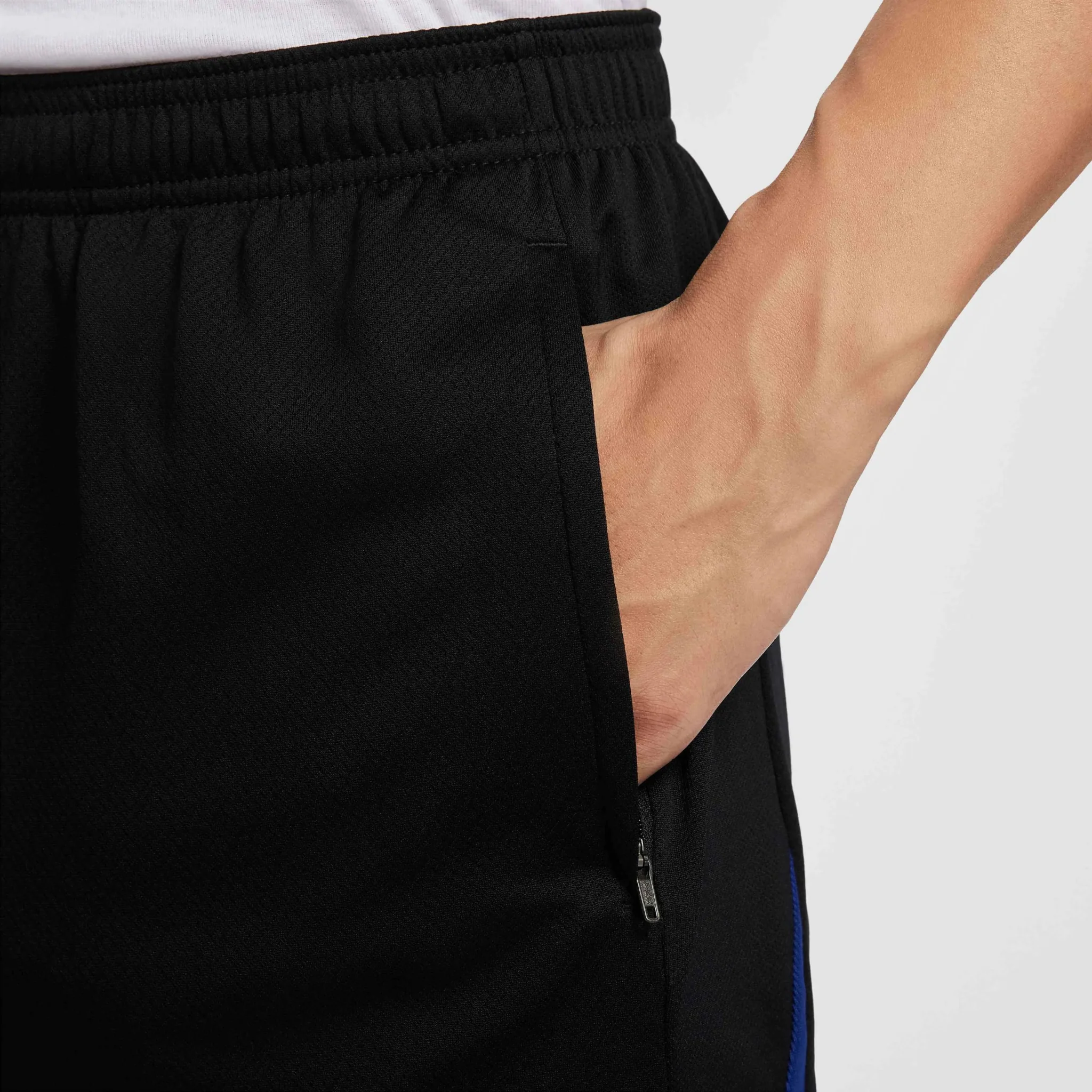 Nike 2024-25 Barcelona Men's Strike Shorts - Image 5