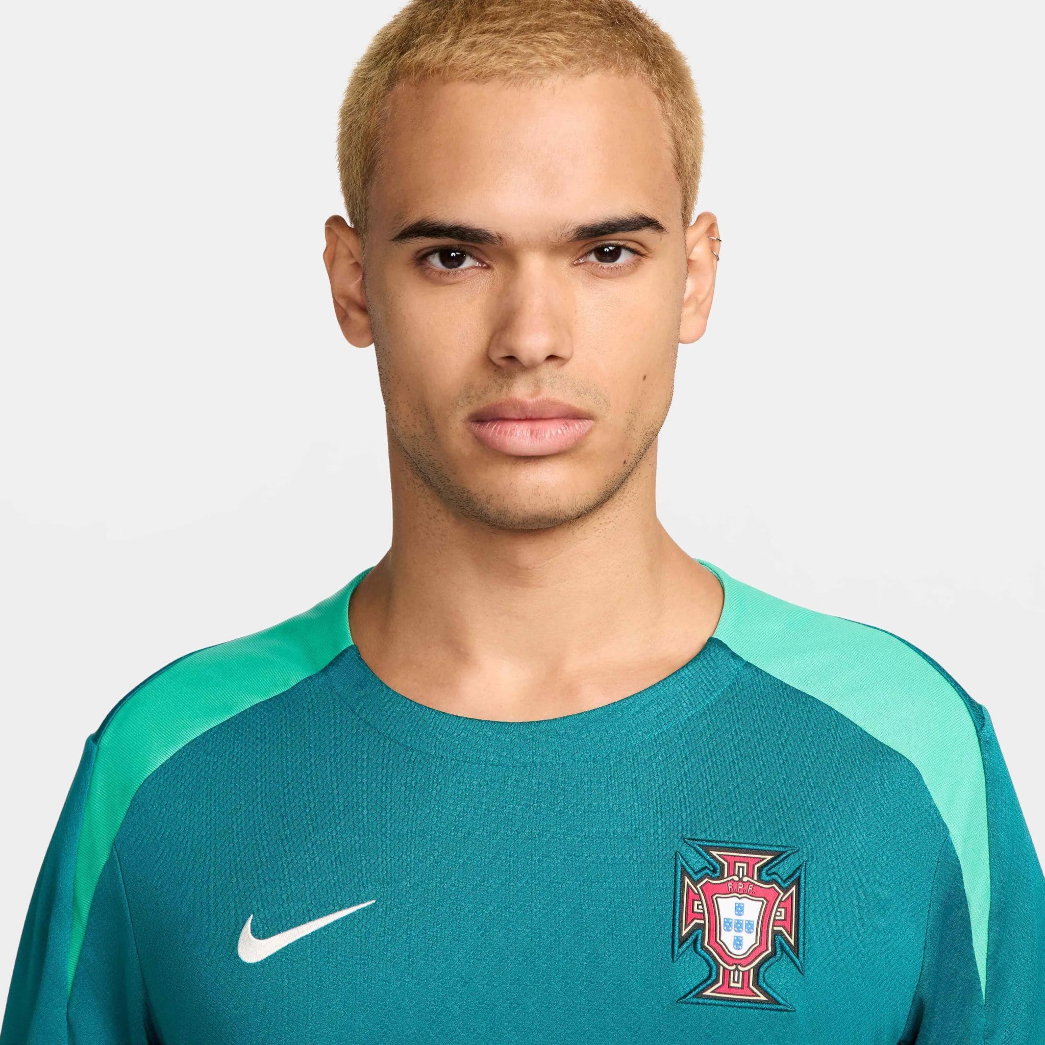 Nike 2024-25 Portugal Men's Dri-Fit Short-Sleeve Knit Top - Image 3
