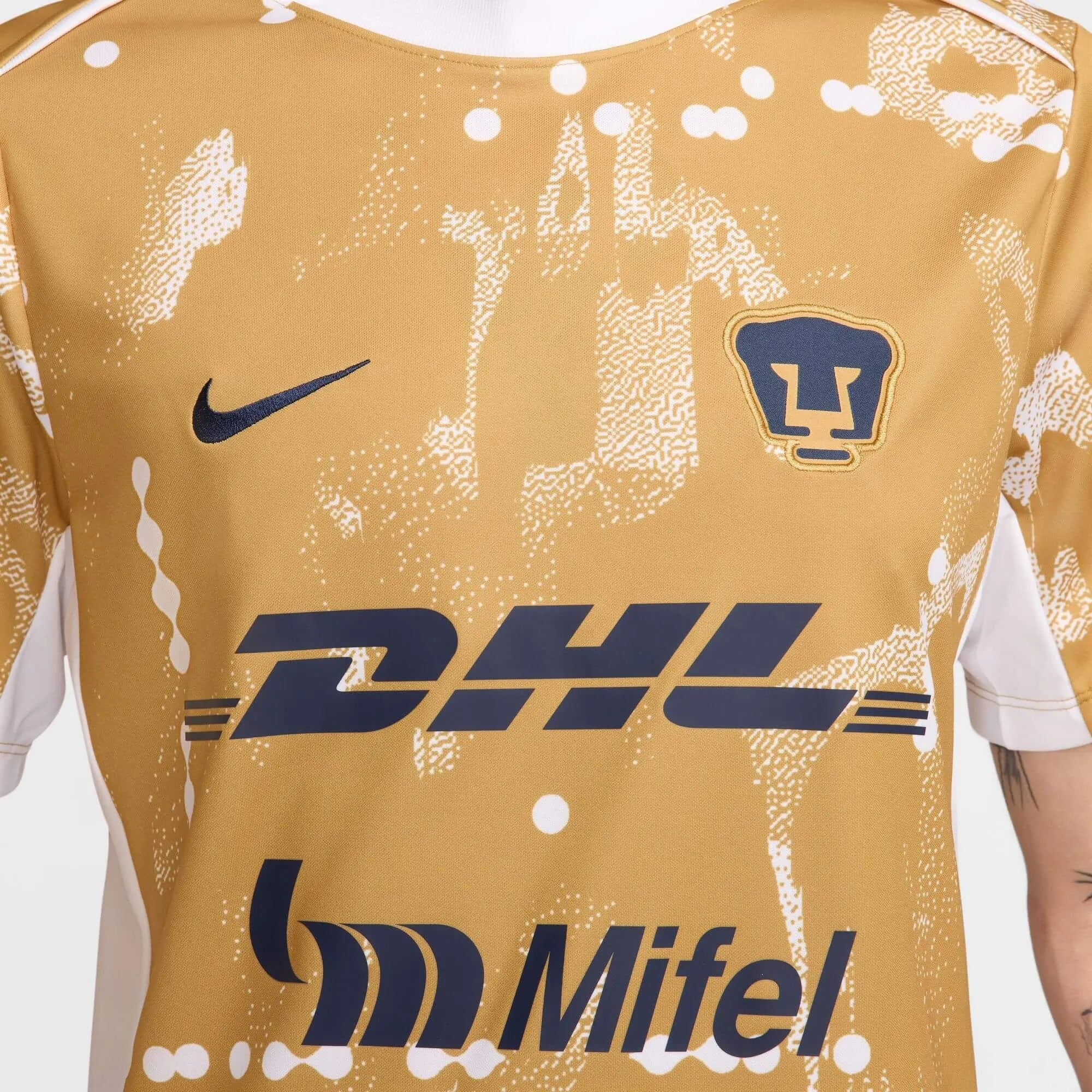 Nike 2024-25 Pumas Men's Training Jersey - Image 4