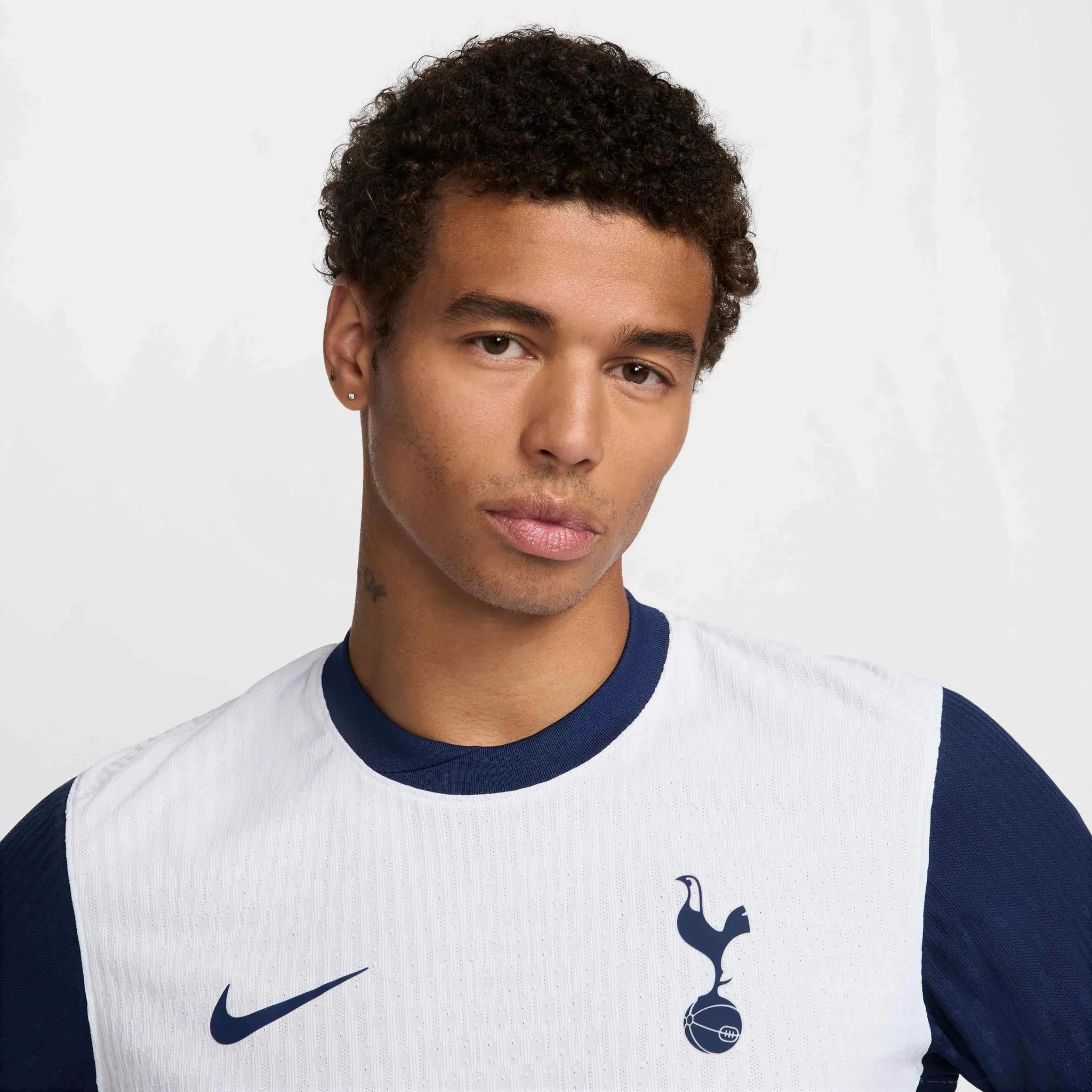 Nike 2024-25 Tottenham Men's Authentic Home Jersey - Image 4