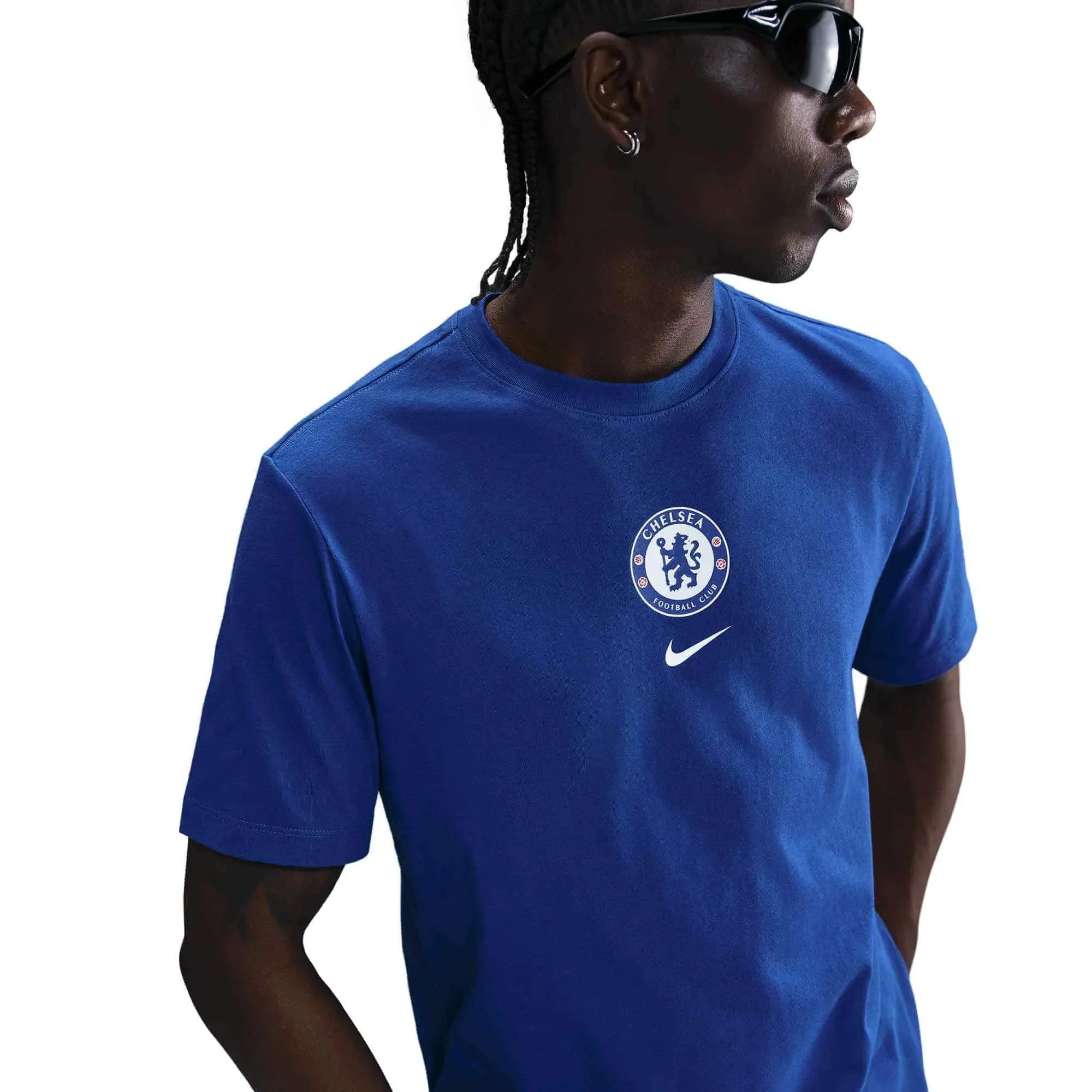 Nike 2025-26 Chelsea Men's Crest Tee - Image 3