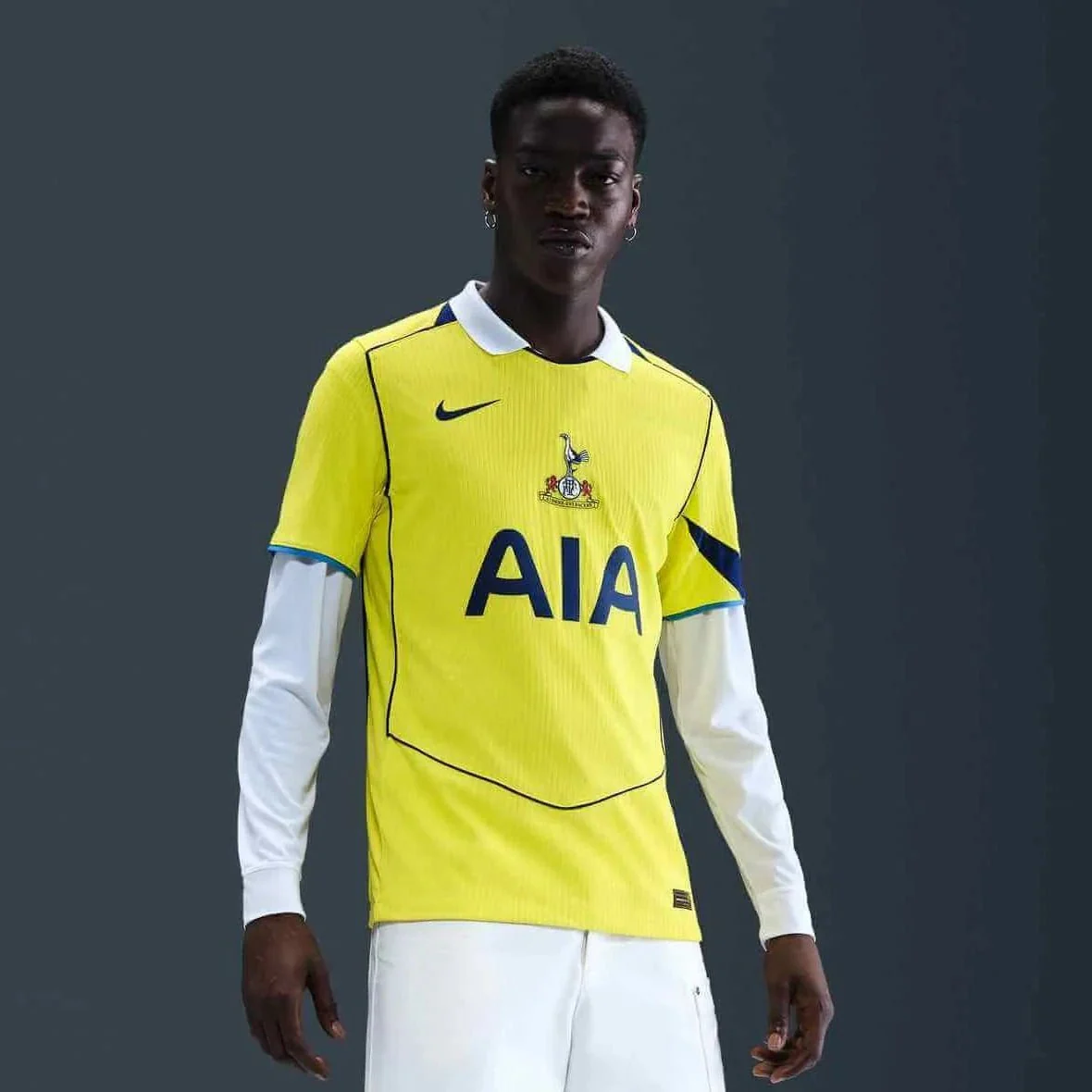 Nike 2025-26 Tottenham Men's Authentic Third Soccer Jersey - Image 3