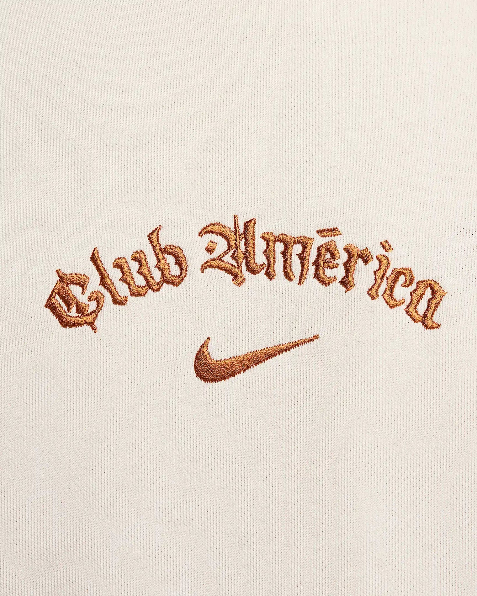 Nike 2025 Club America Men's Club Pullover Hoody - Image 5