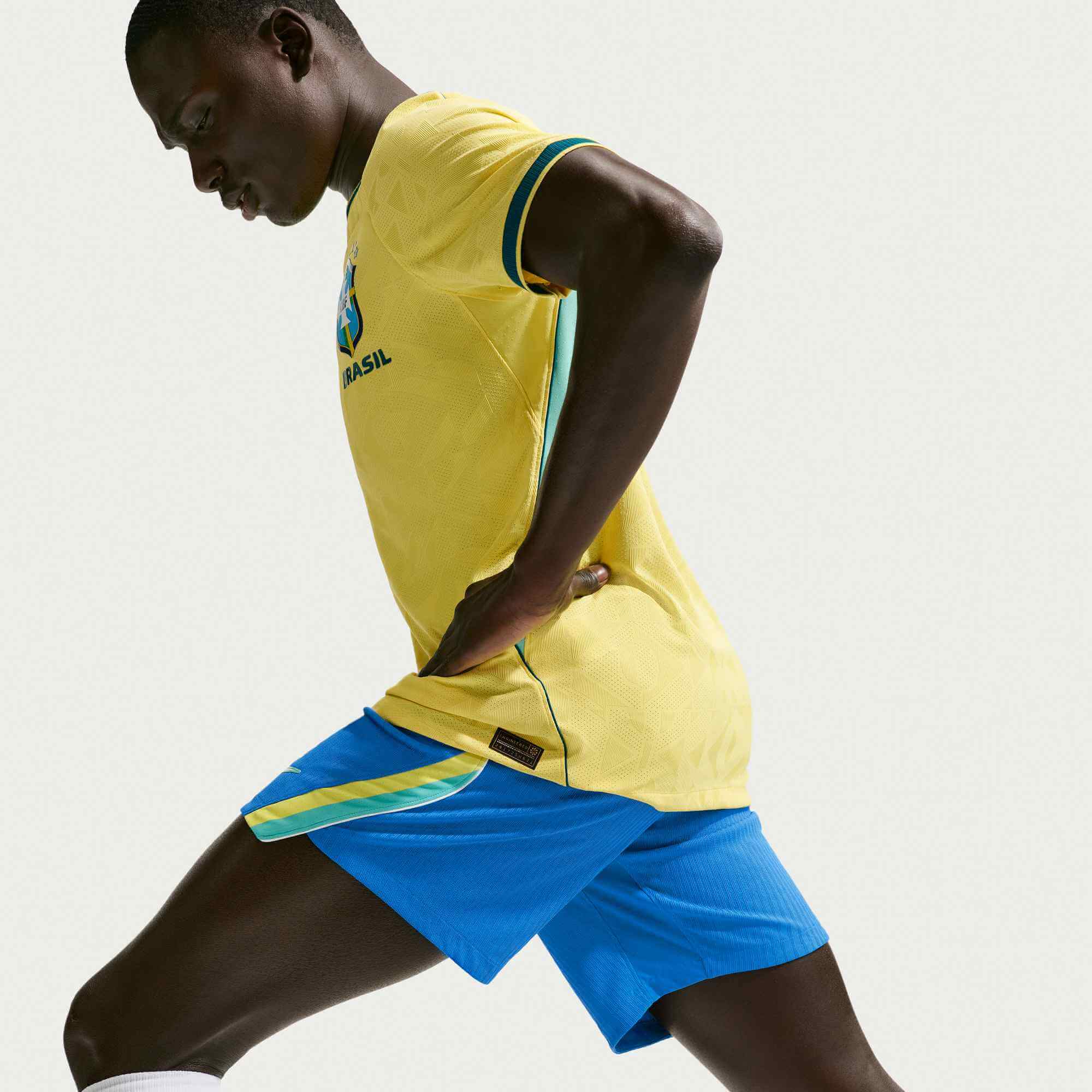 Nike 2026 Brazil Men's Authentic Home Shorts - Image 3