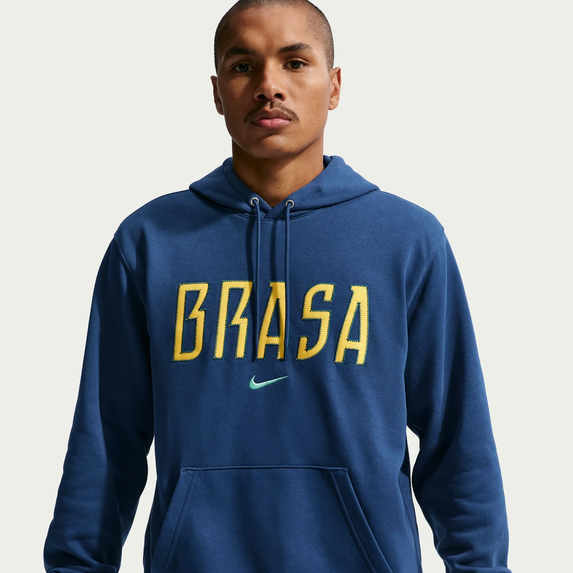 Nike 2026 Brazil Men's Club French Terry Pullover Hoodie - Image 3