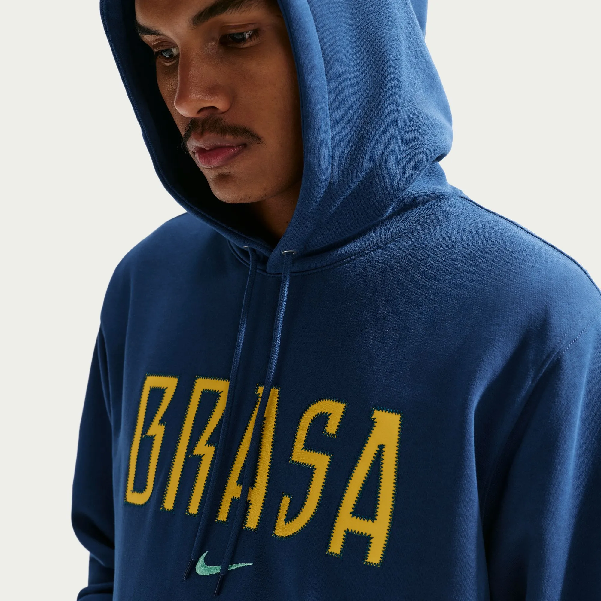 Nike 2026 Brazil Men's Club French Terry Pullover Hoodie - Image 4