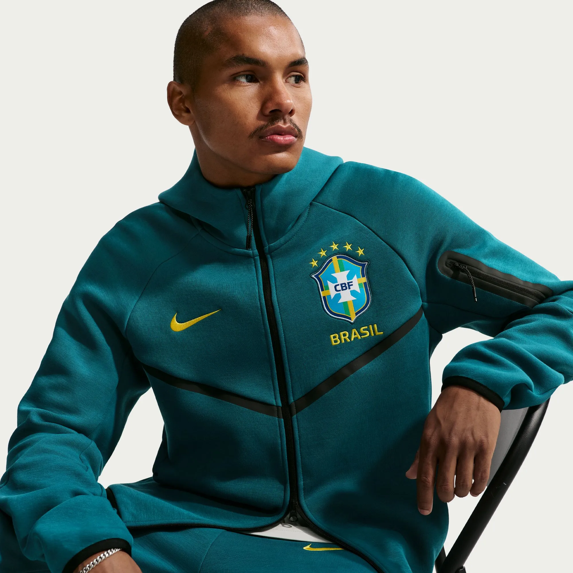 Nike 2026 Brazil Men's Full-Zip Tech Fleece Hoodie - Image 4