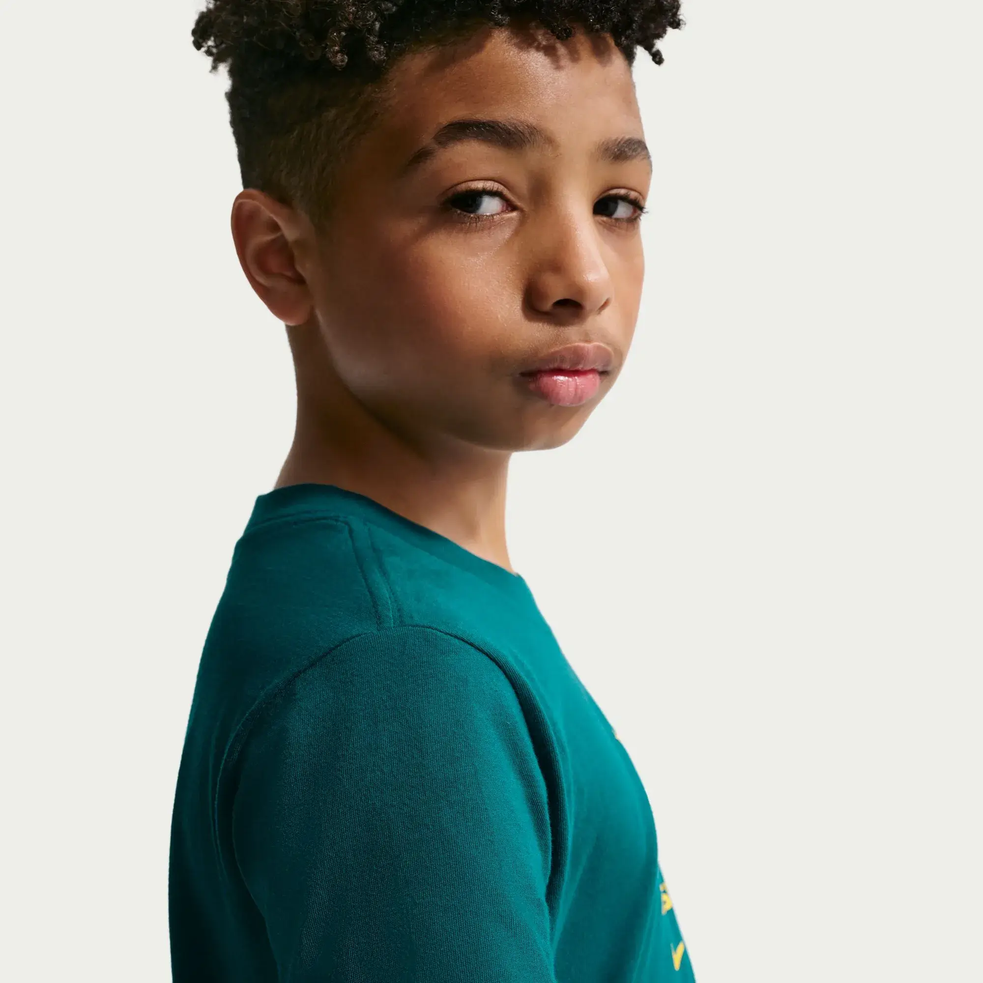 Nike 2026 Brazil Youth Crest Tee - Image 5