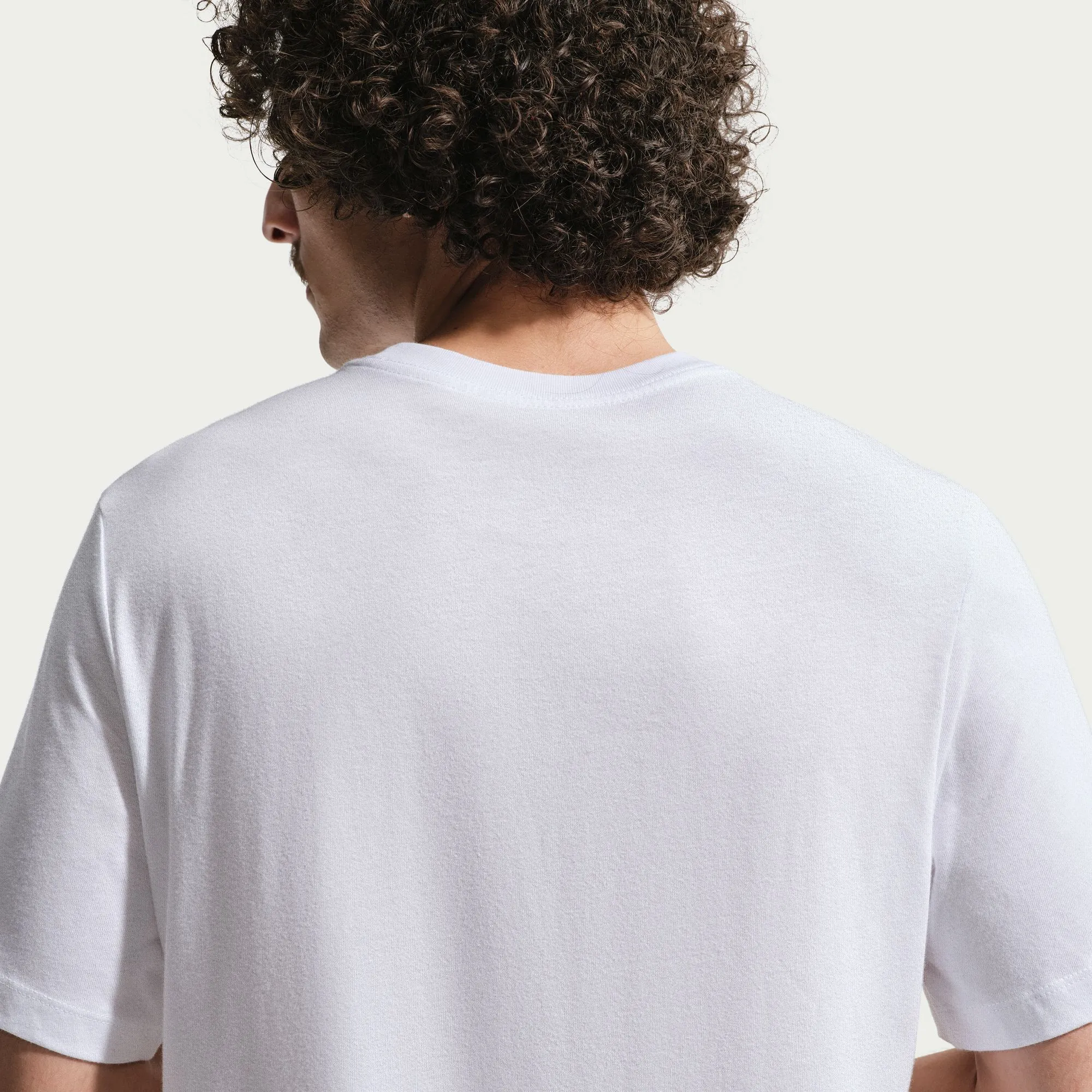 Nike 2026 Netherlands Men's Crest Tee - Image 5