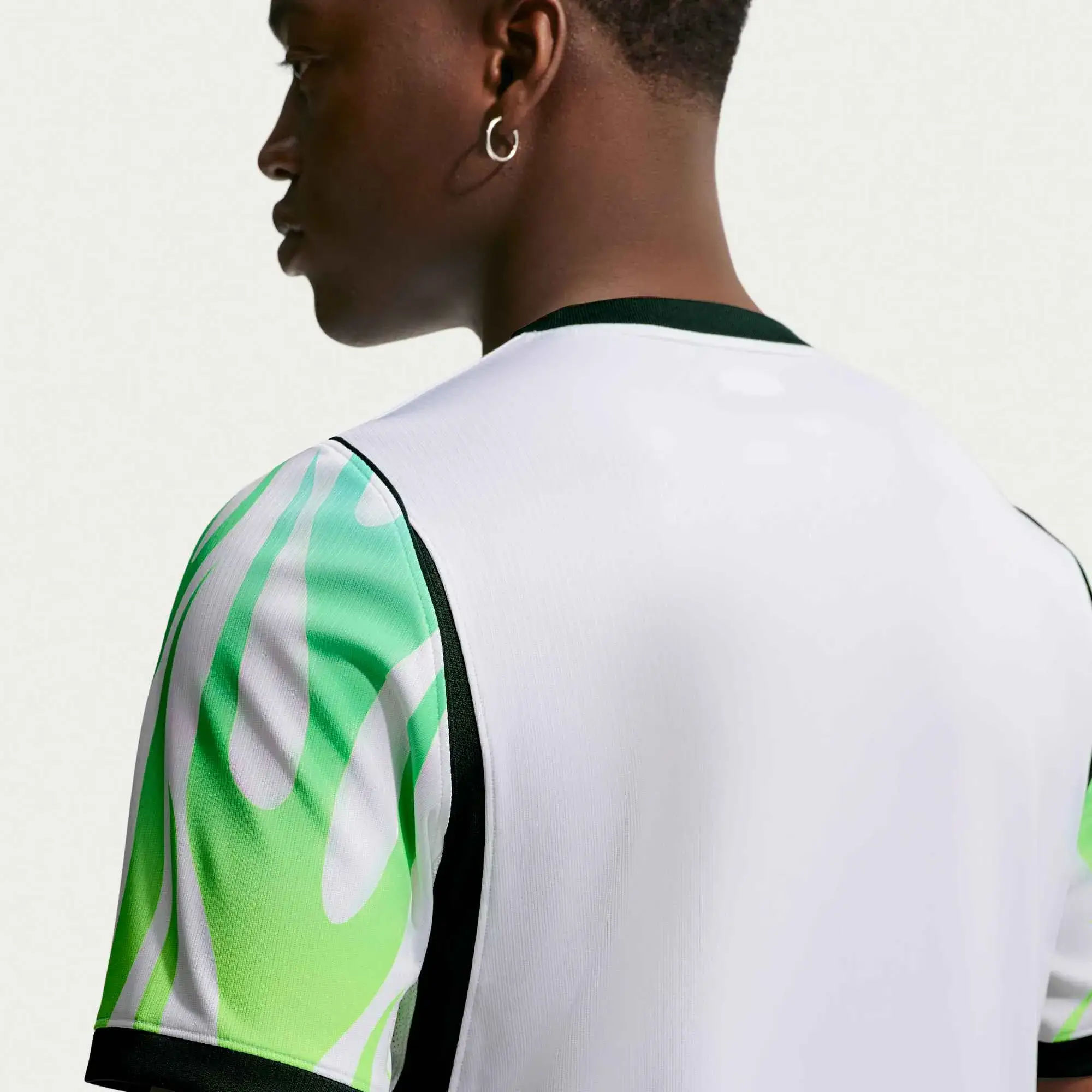 Nike 2026 Nigeria Men's Stadium Away Soccer Jersey - Image 6