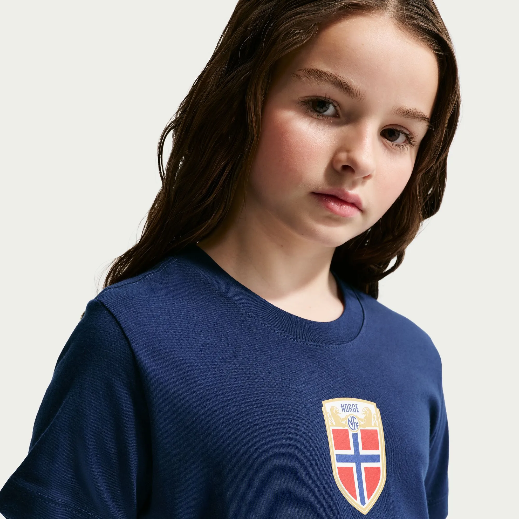 Nike 2026 Norway Youth Crest Tee - Image 4