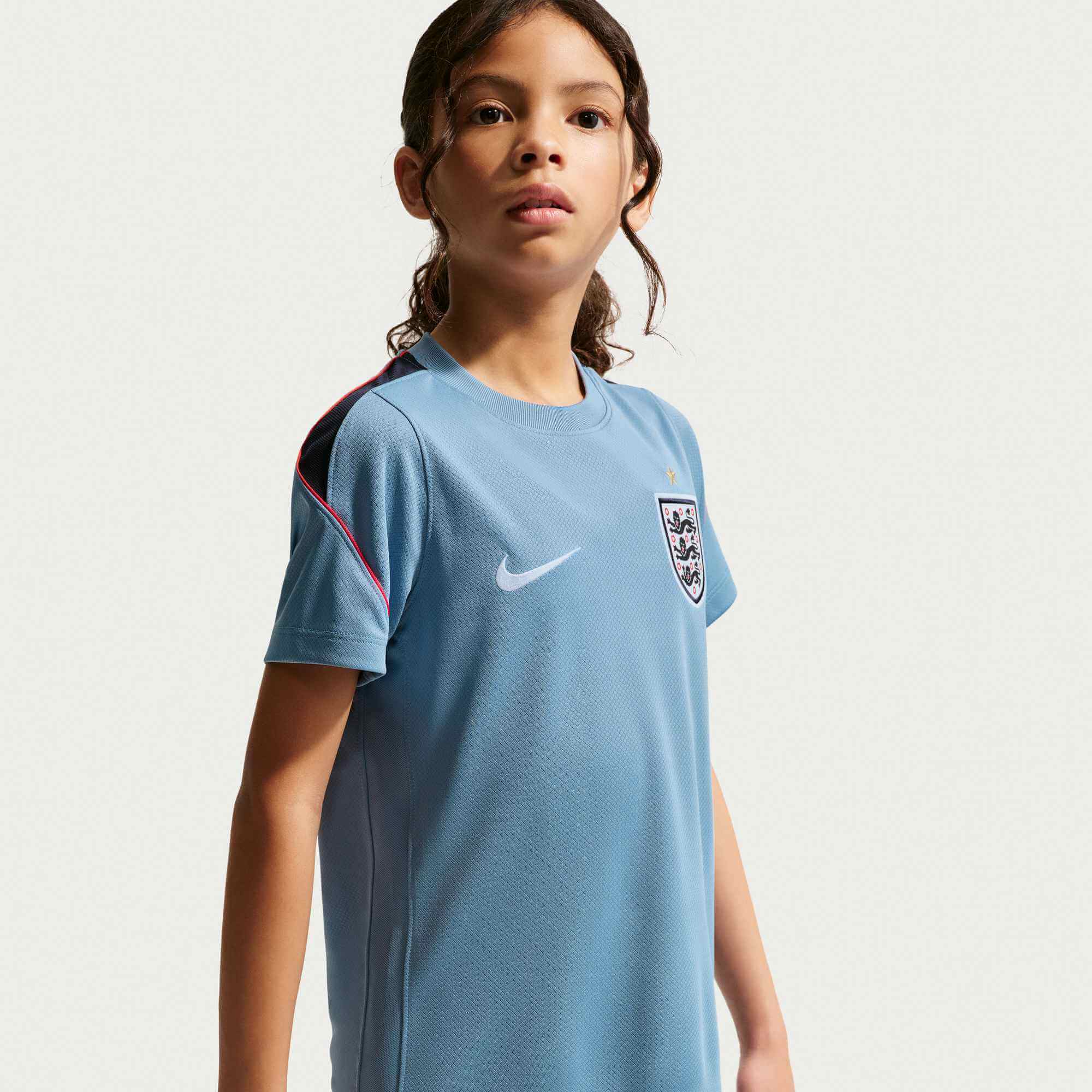 Nike 2026 England Youth Strike Top - Image 3