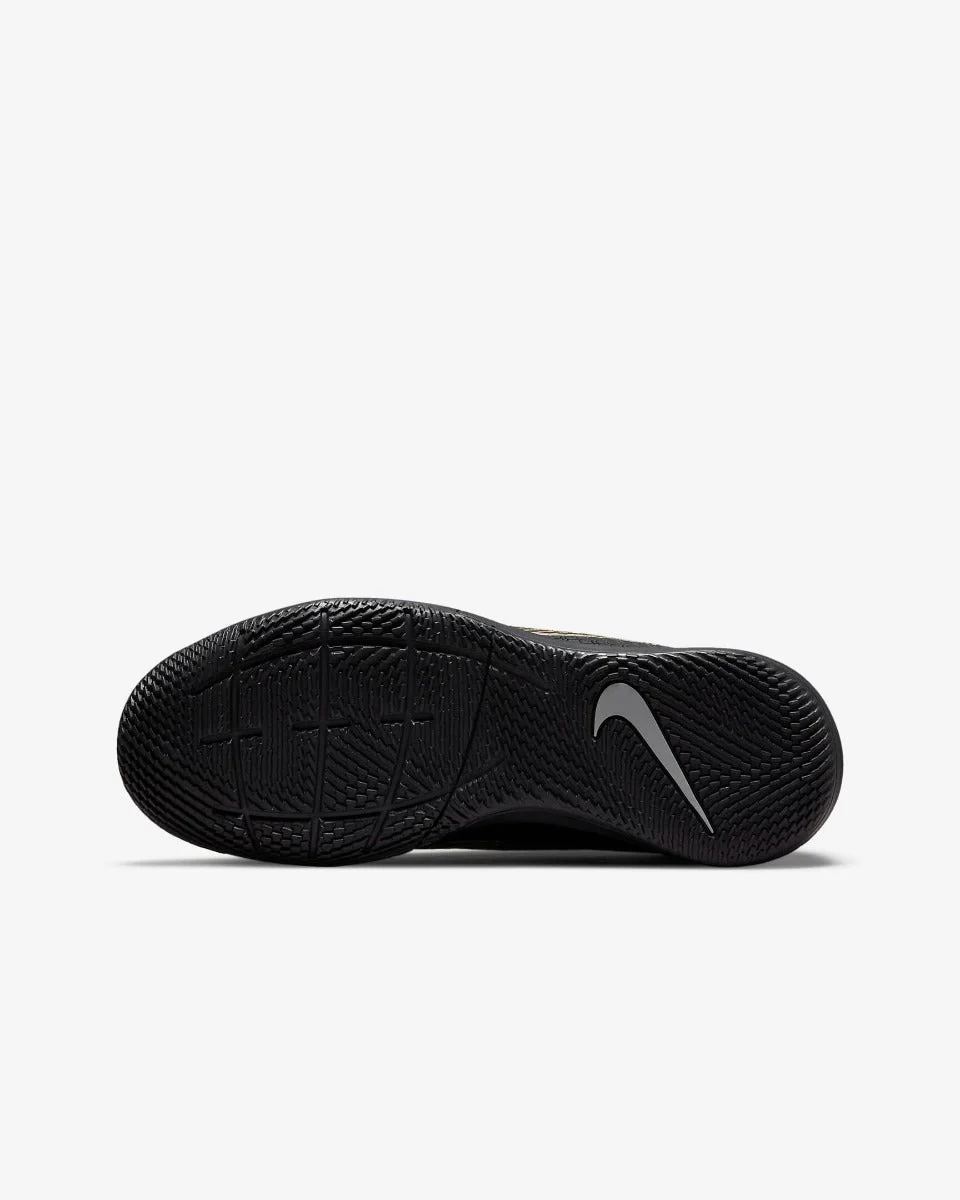 Nike Junior Superfly 8 Academy Indoor - Black-Silver-Gold - Image 5