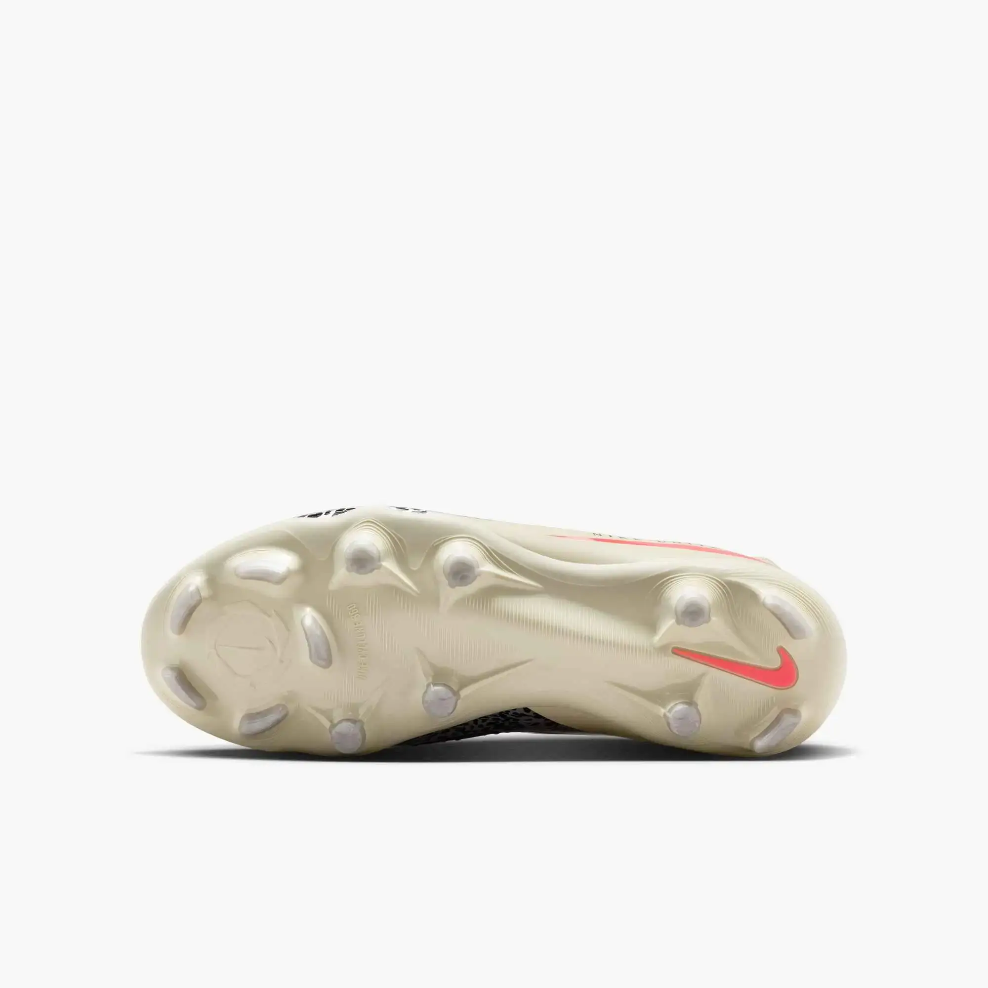 Nike Junior Phantom 6 Low Academy NU3 Firm/Multi Ground Soccer Cleats - United NU3 Pack (SU26) - Image 5