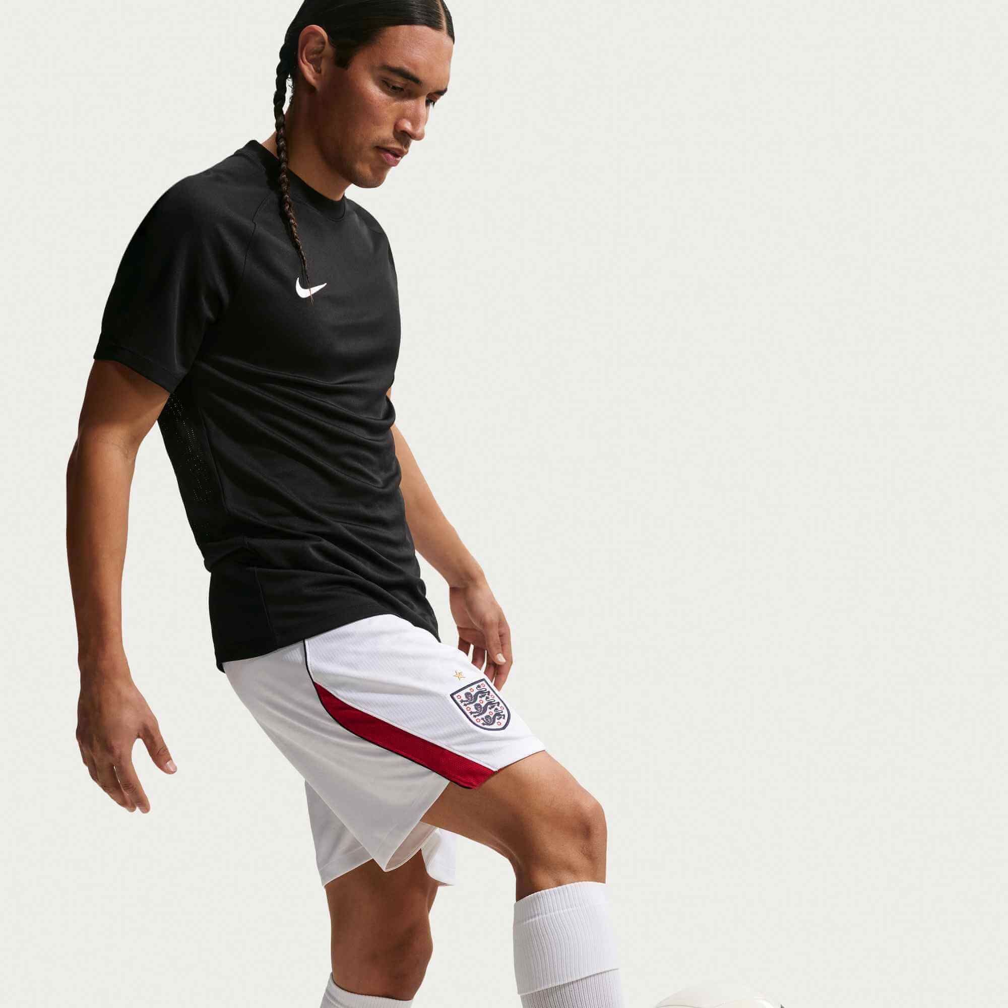 Nike 2026 England Men's Stadium Home Shorts - Image 3