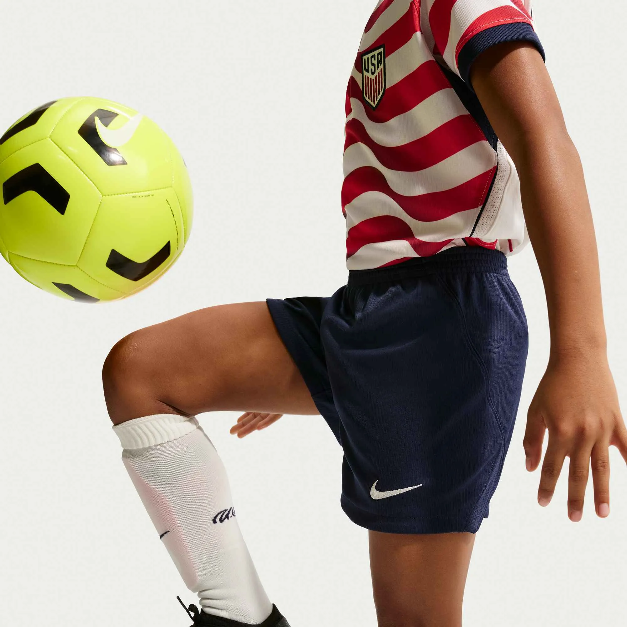 Nike 2026 USMNT Little Kid's Stadium Home Kit - Image 7