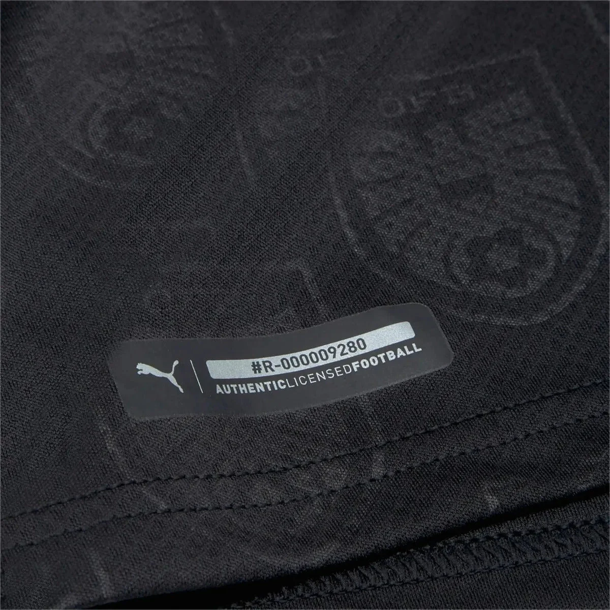 Puma 2021-22 Austria Away Jersey - Black - Image 3